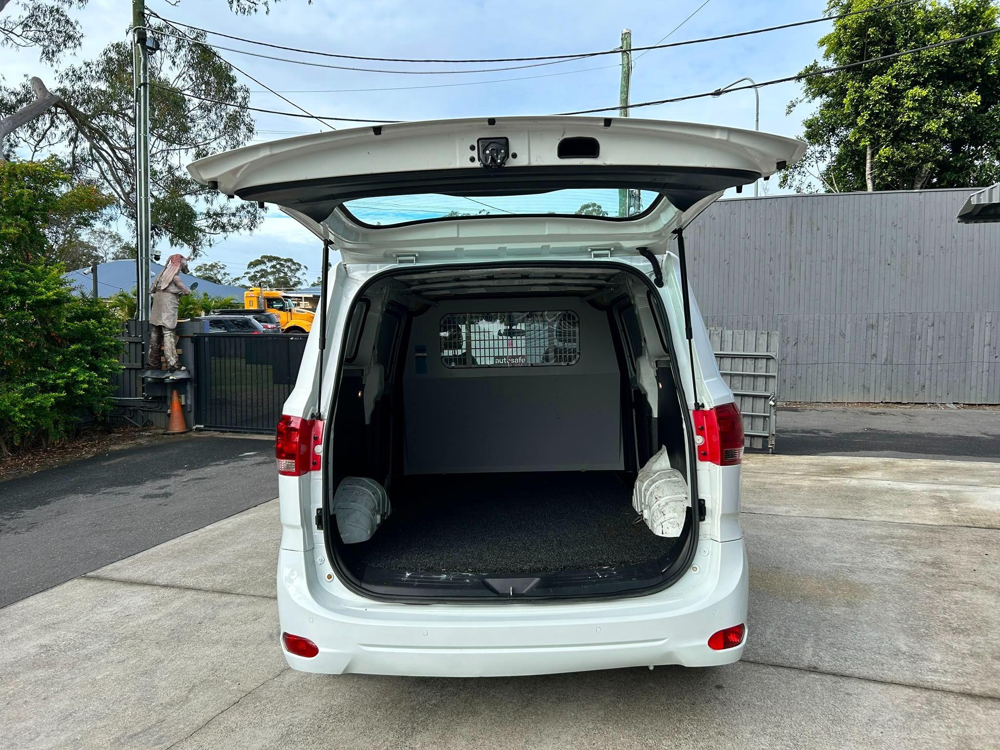 LDV G10