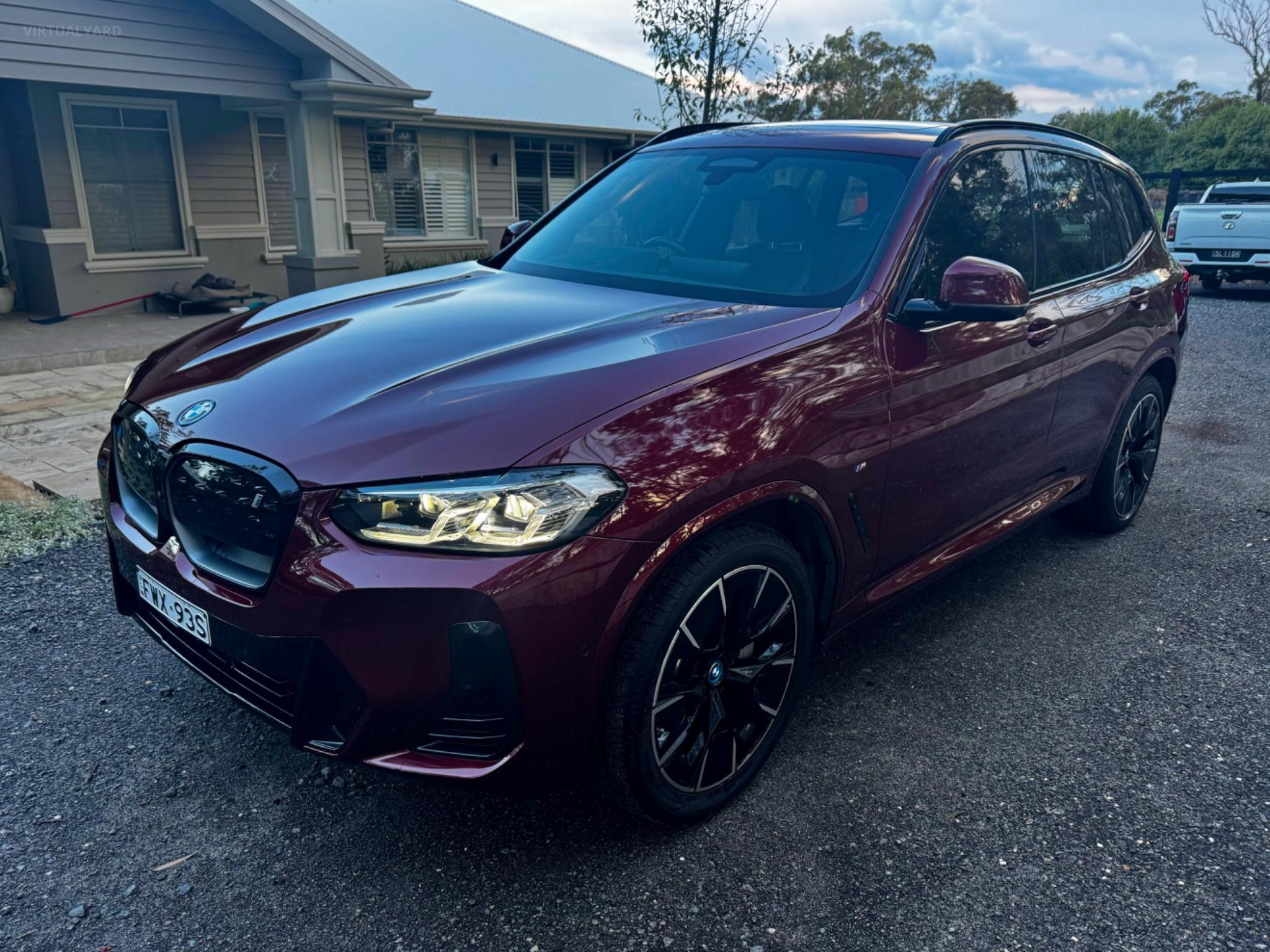 BMW iX3