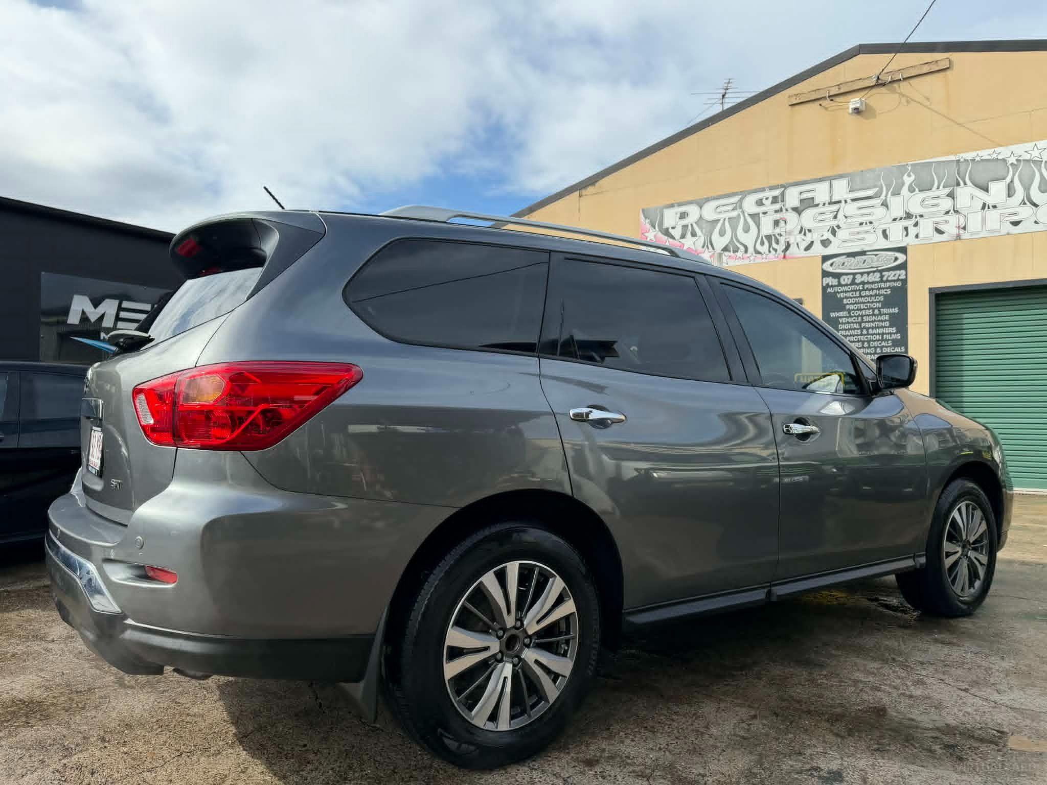 NISSAN PATHFINDER