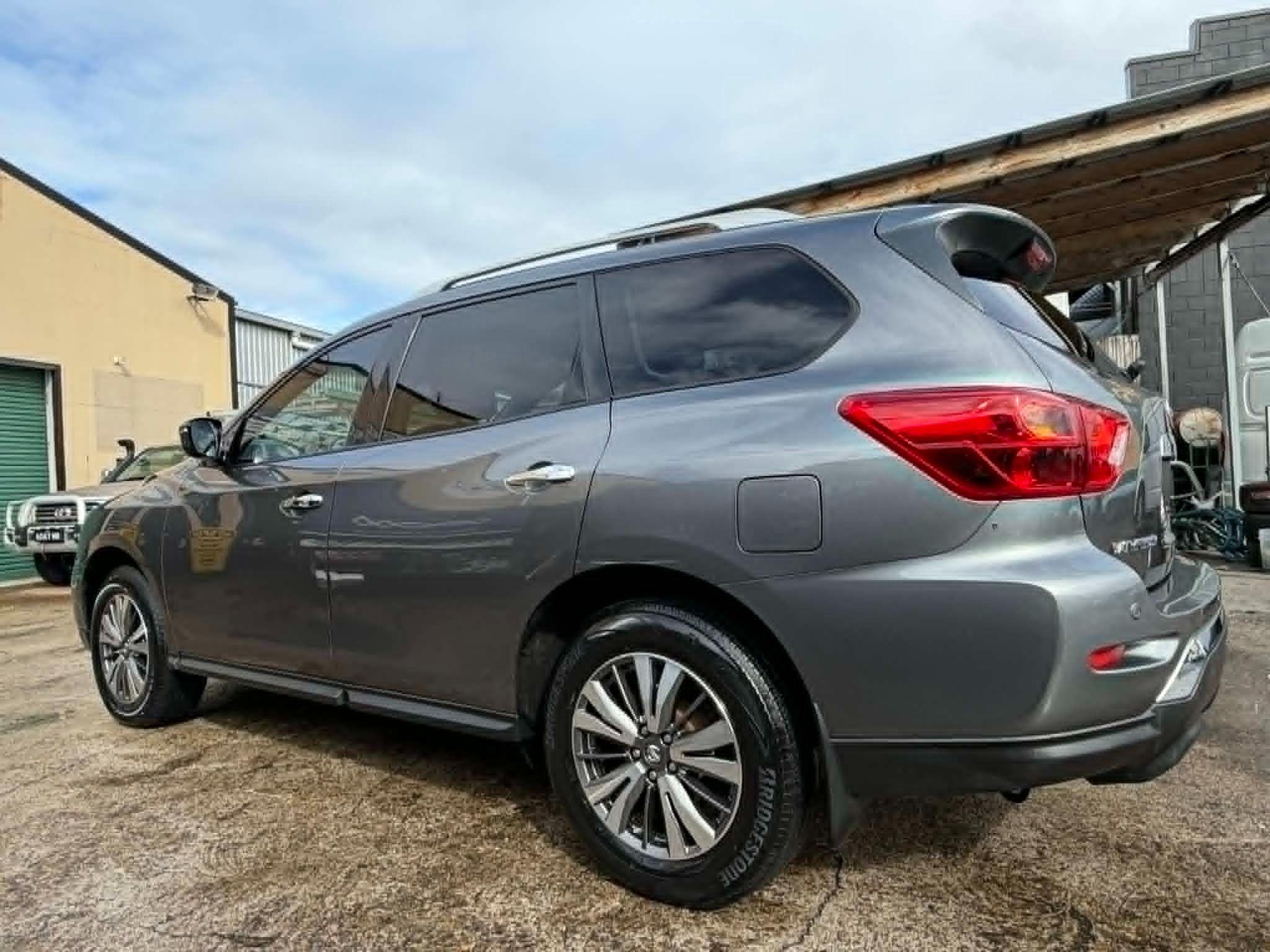 NISSAN PATHFINDER