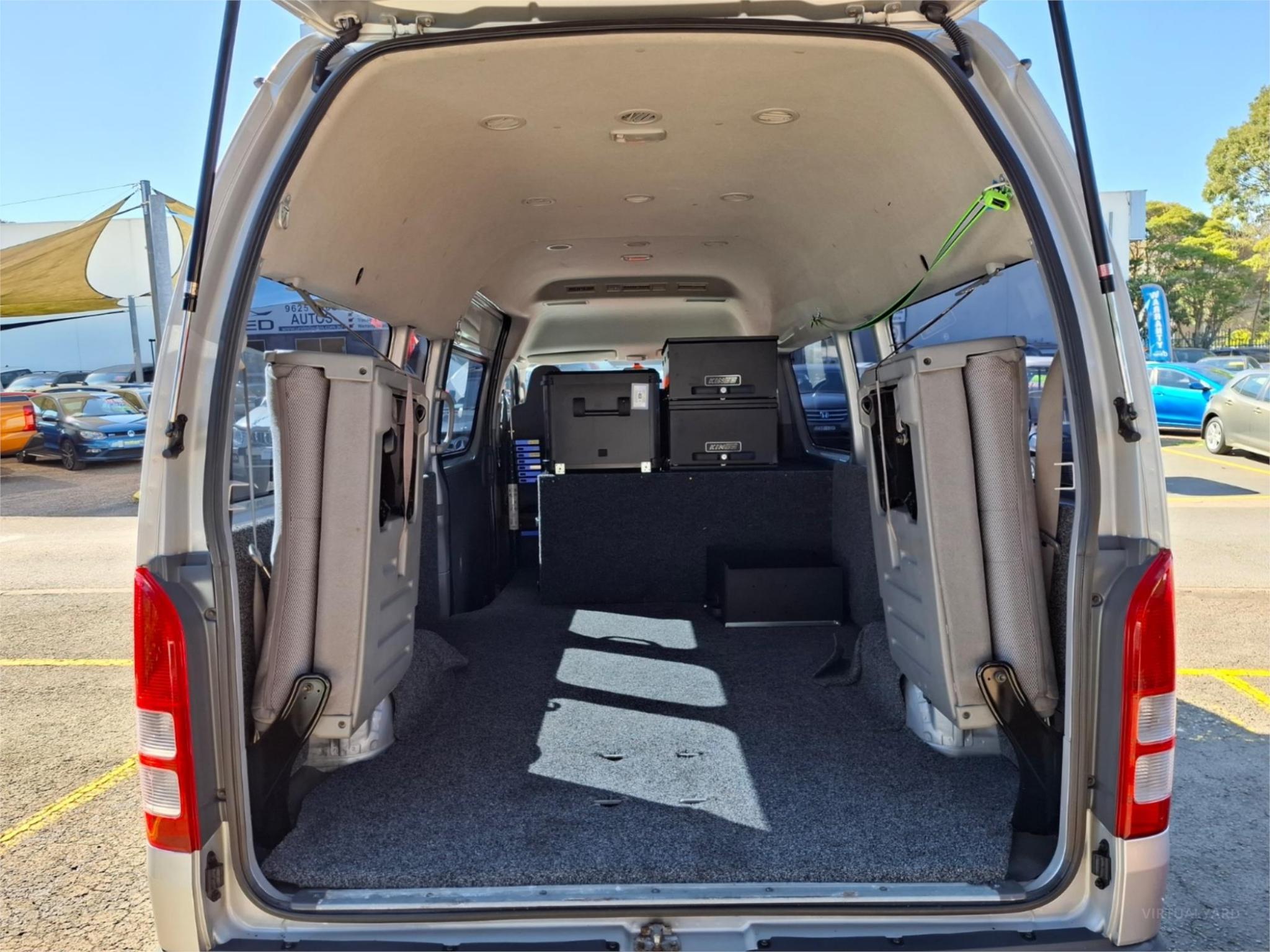 2006 TOYOTA HIACE KDH223R COMMUTER BUS HIGH ROOF SUPER LWB 14ST 5DR MAN 5SP, 3.0DT image 19