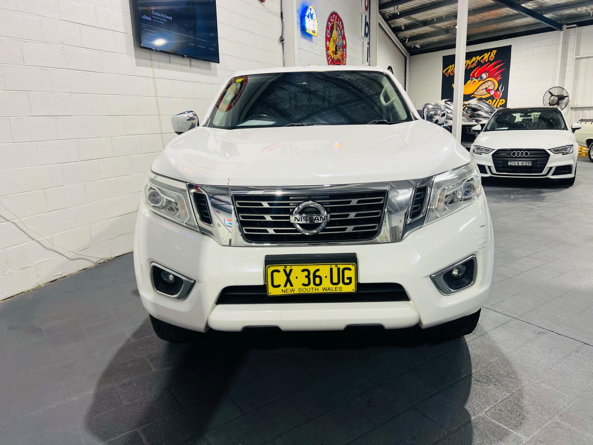 NISSAN NAVARA