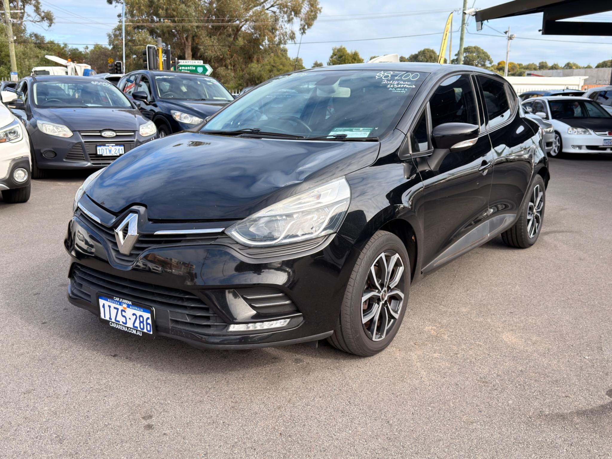 RENAULT CLIO
