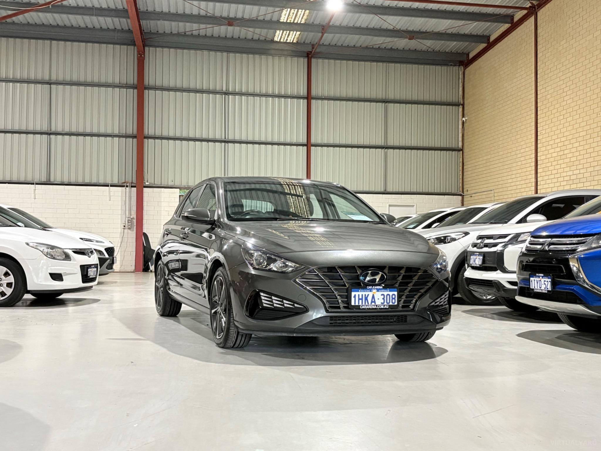 HYUNDAI i30