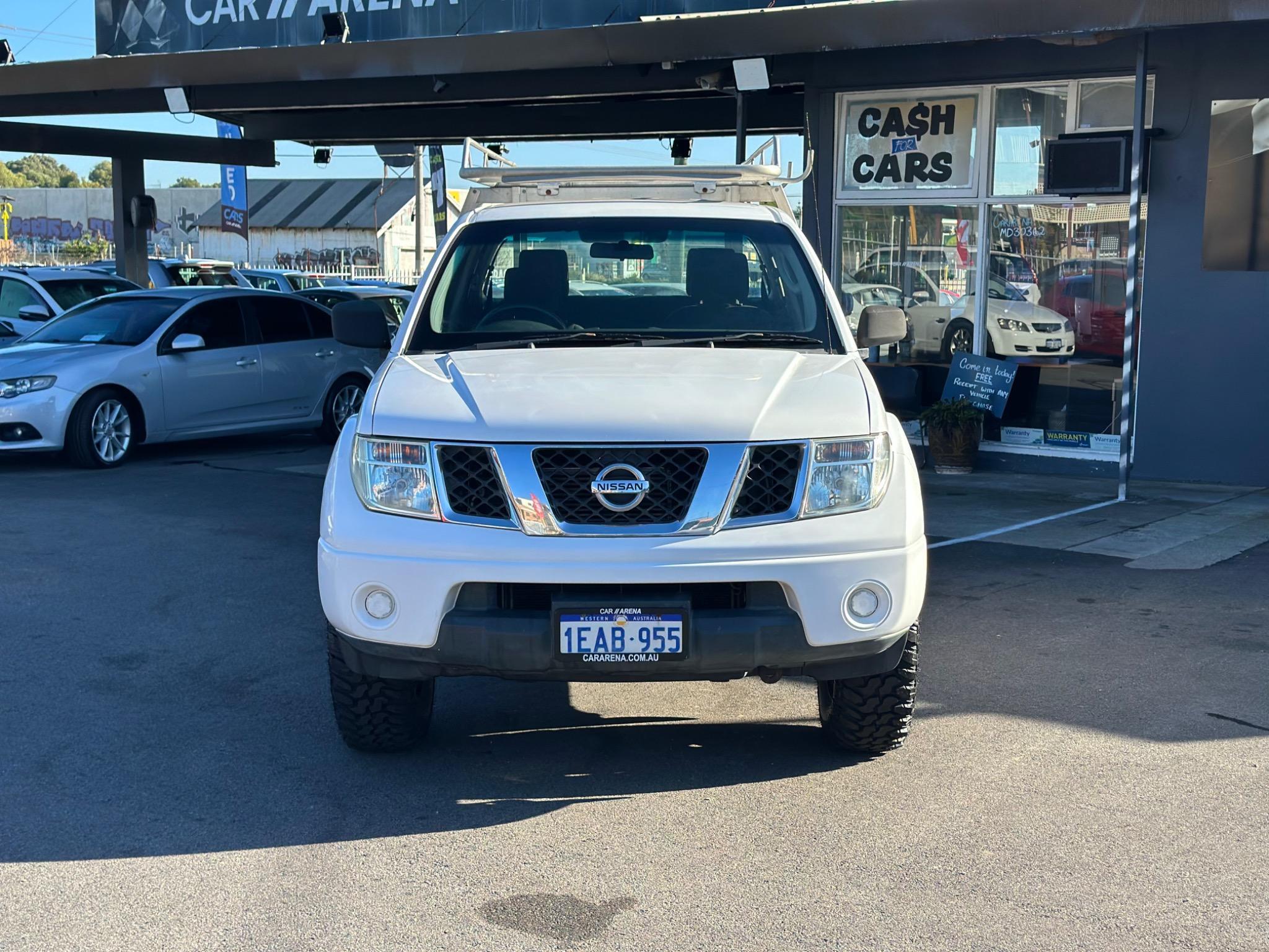 NISSAN NAVARA