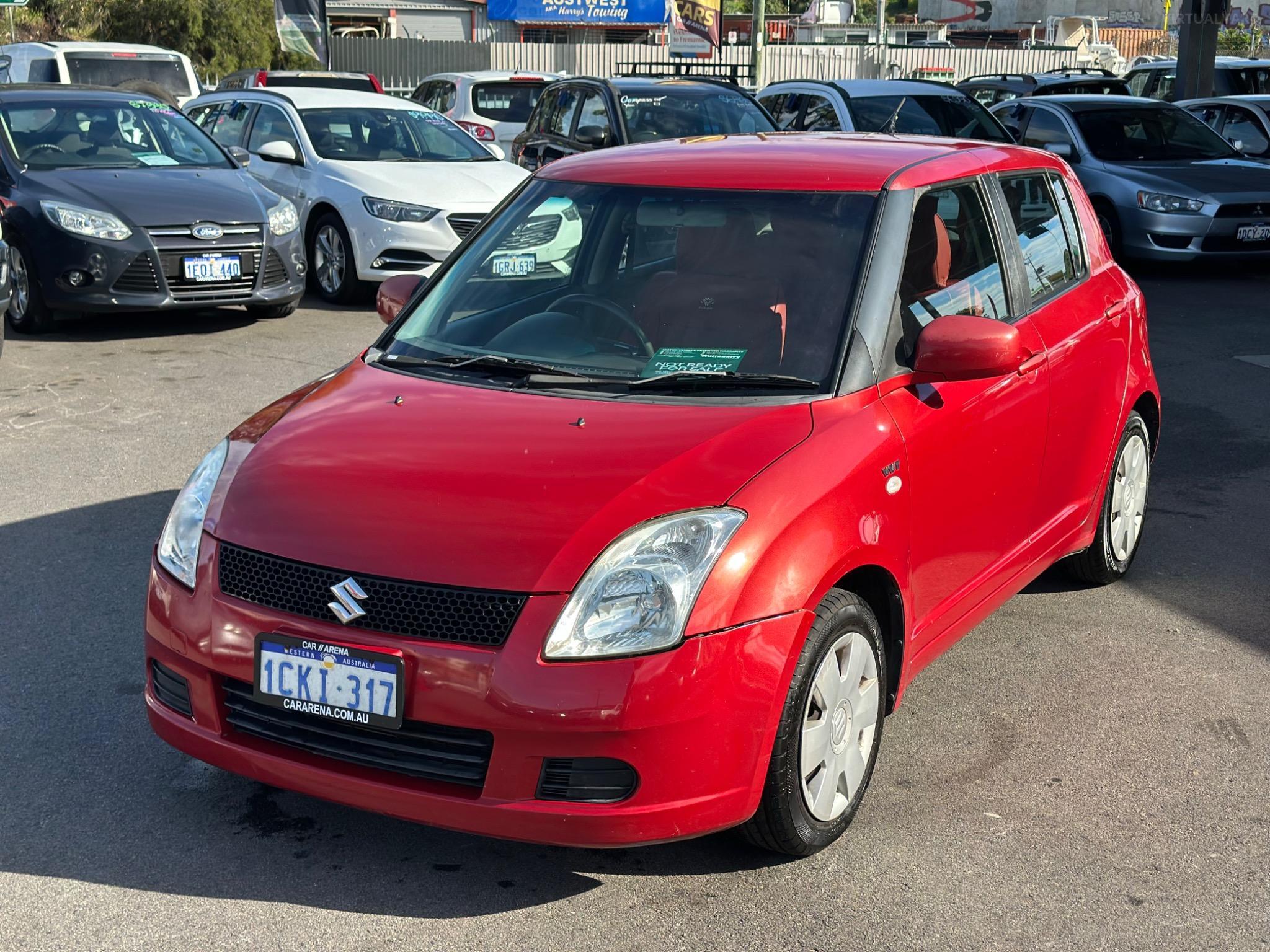SUZUKI SWIFT