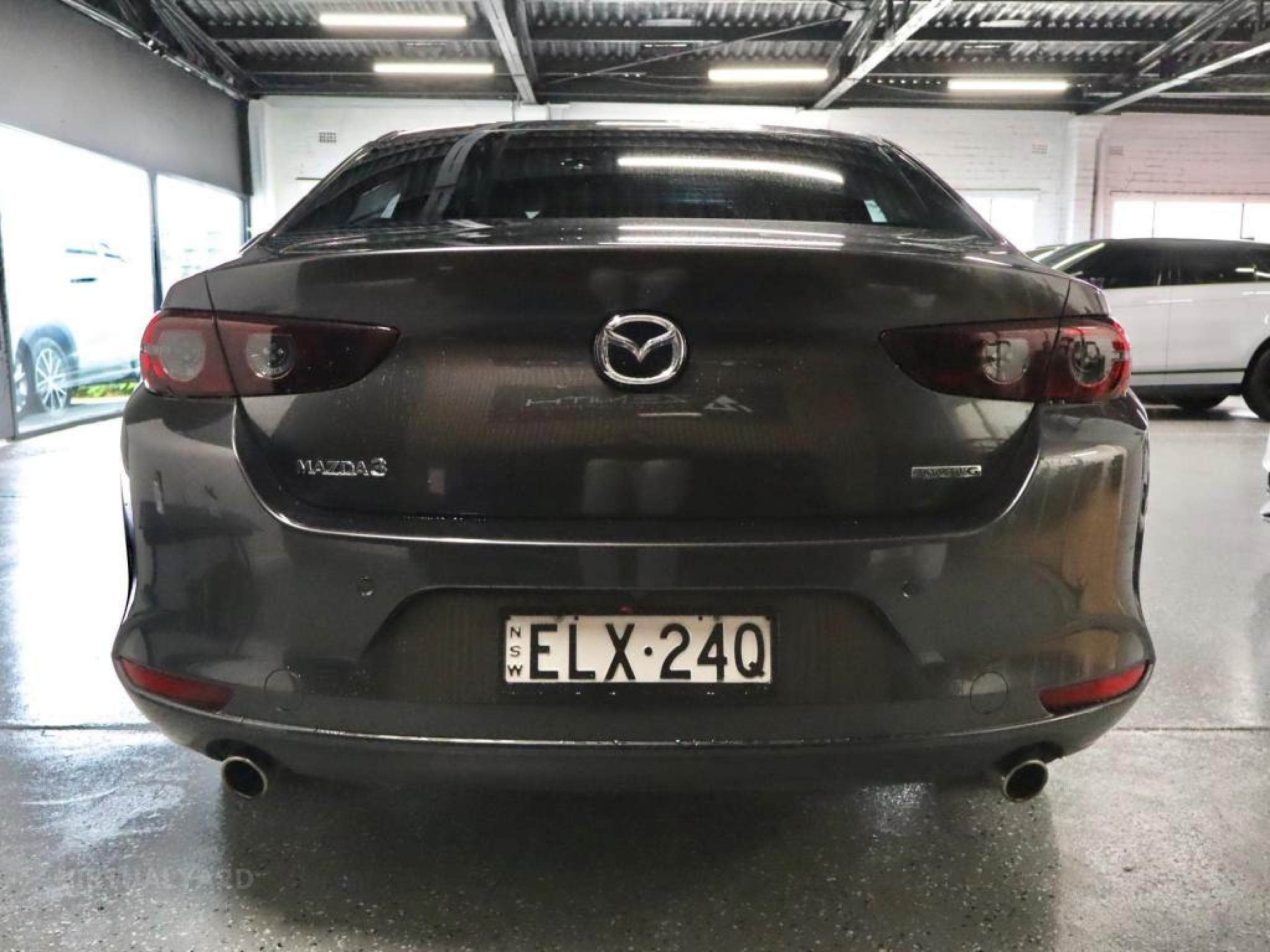 MAZDA MAZDA3