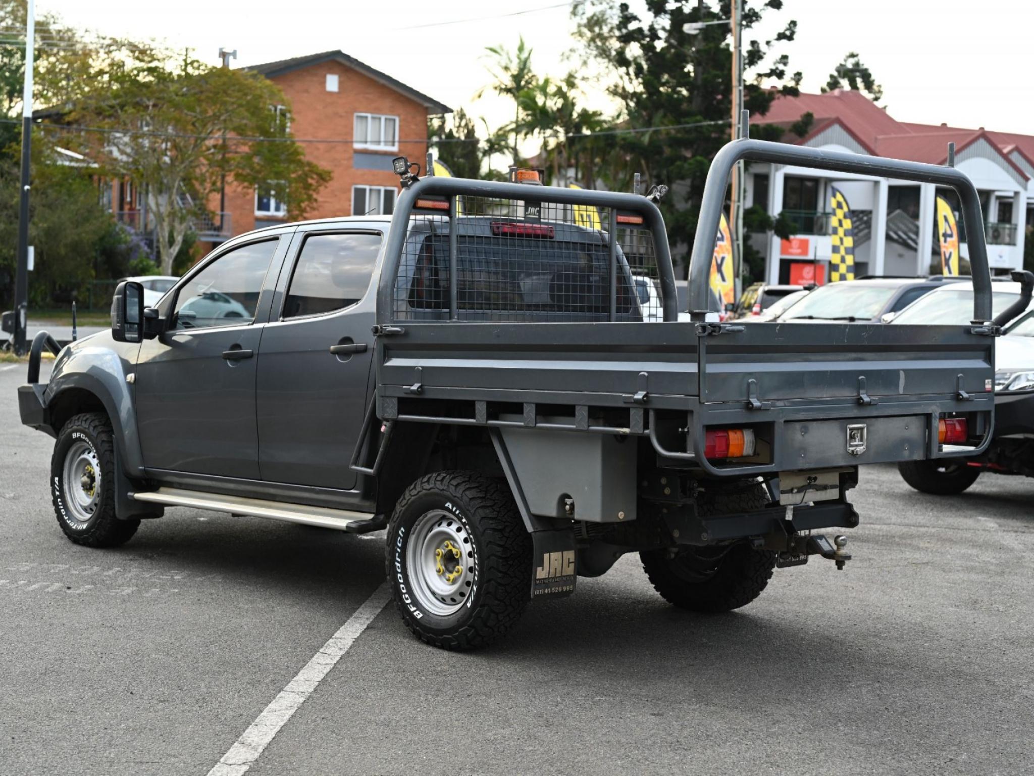Isuzu D-MAX