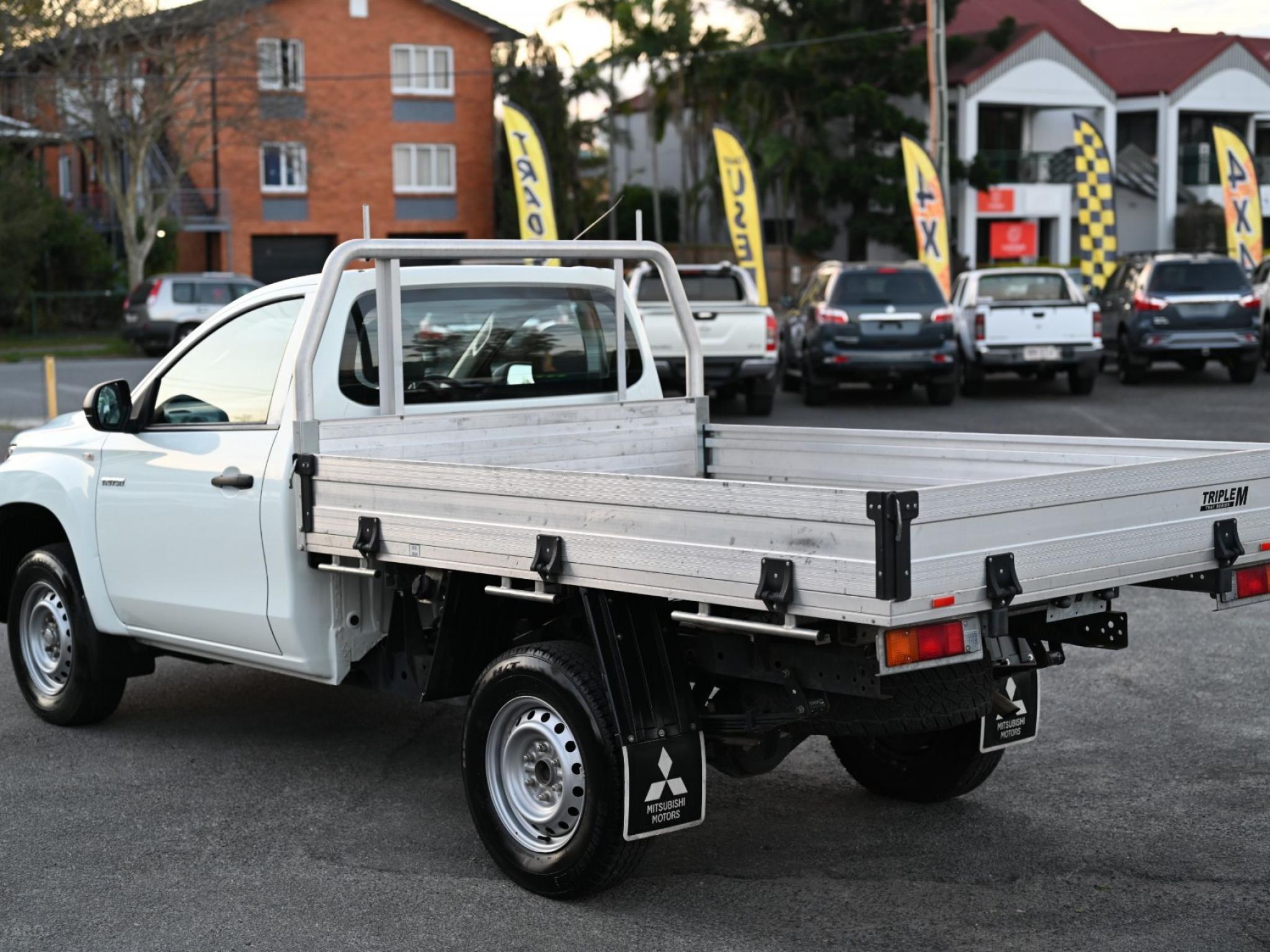 Mitsubishi Triton