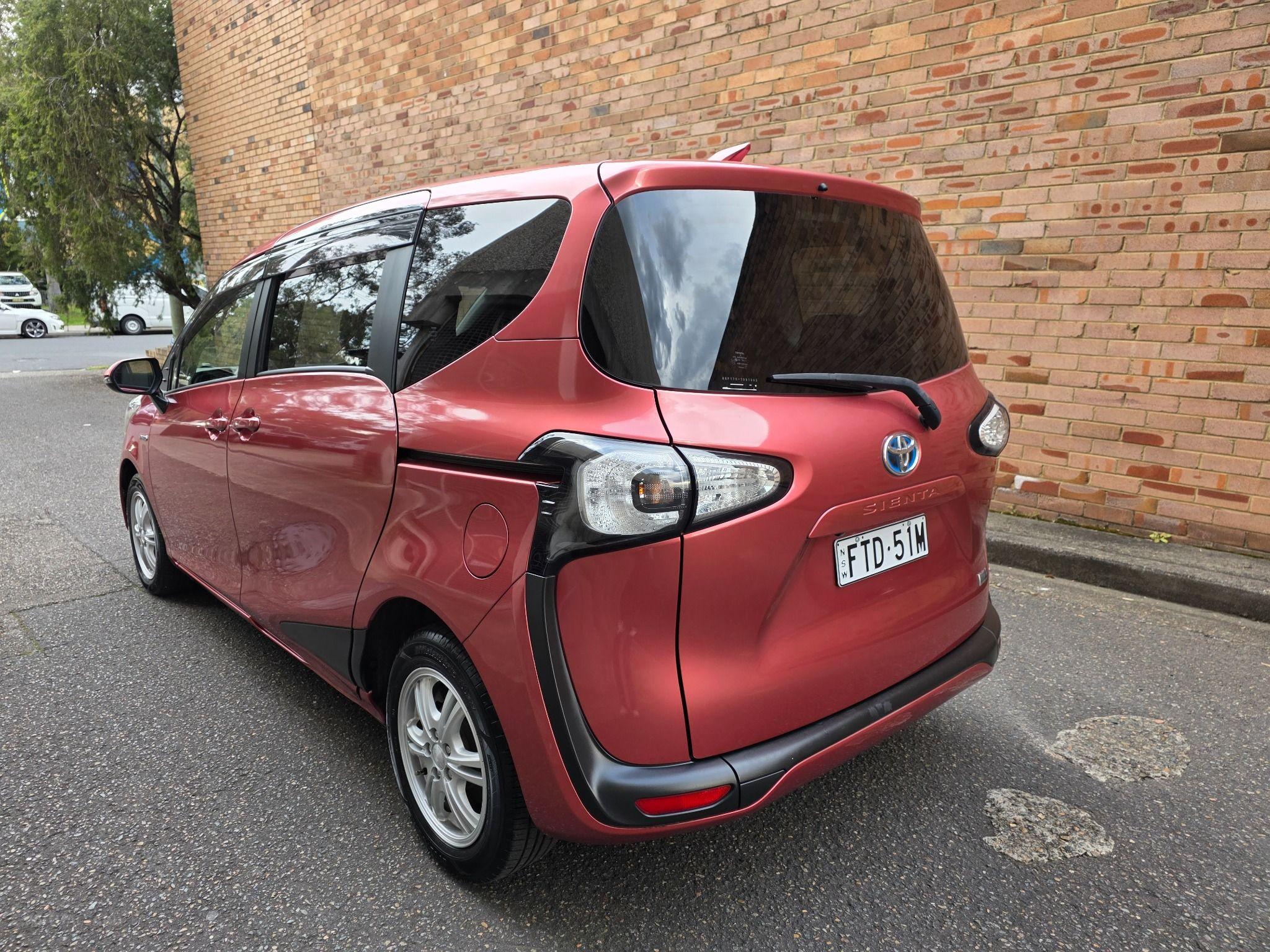 TOYOTA SIENTA