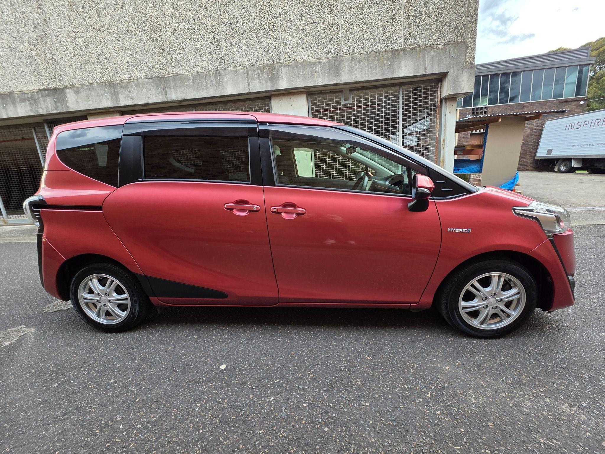 TOYOTA SIENTA