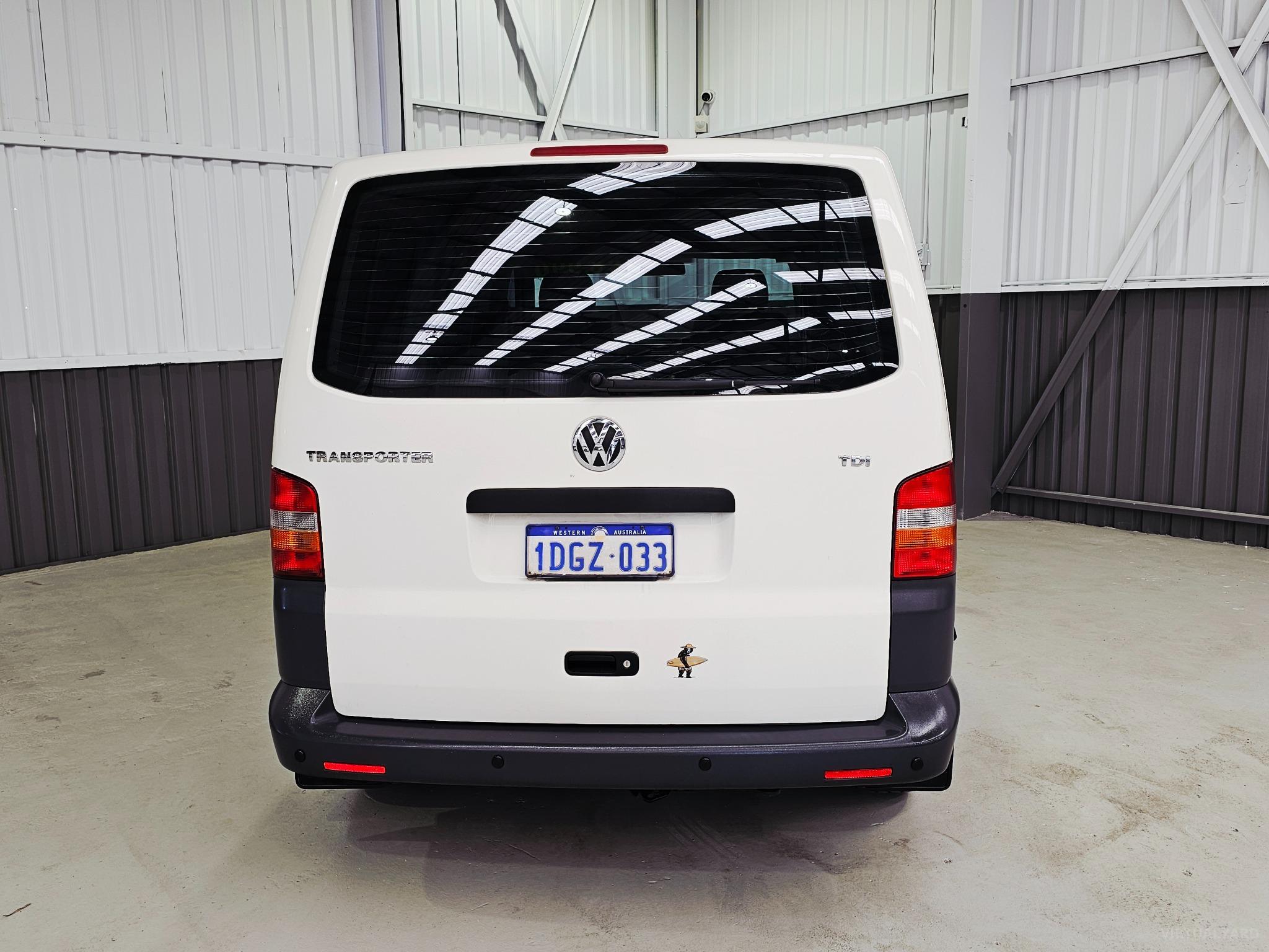 VOLKSWAGEN TRANSPORTER