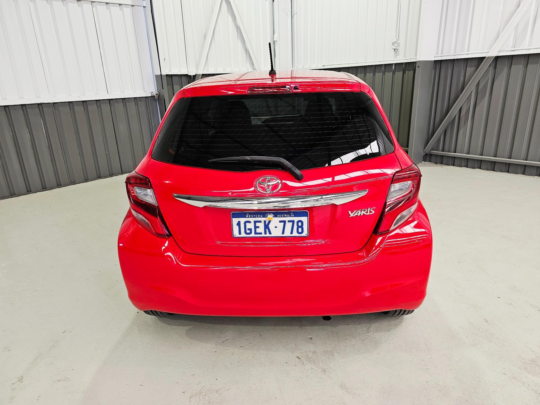 TOYOTA YARIS