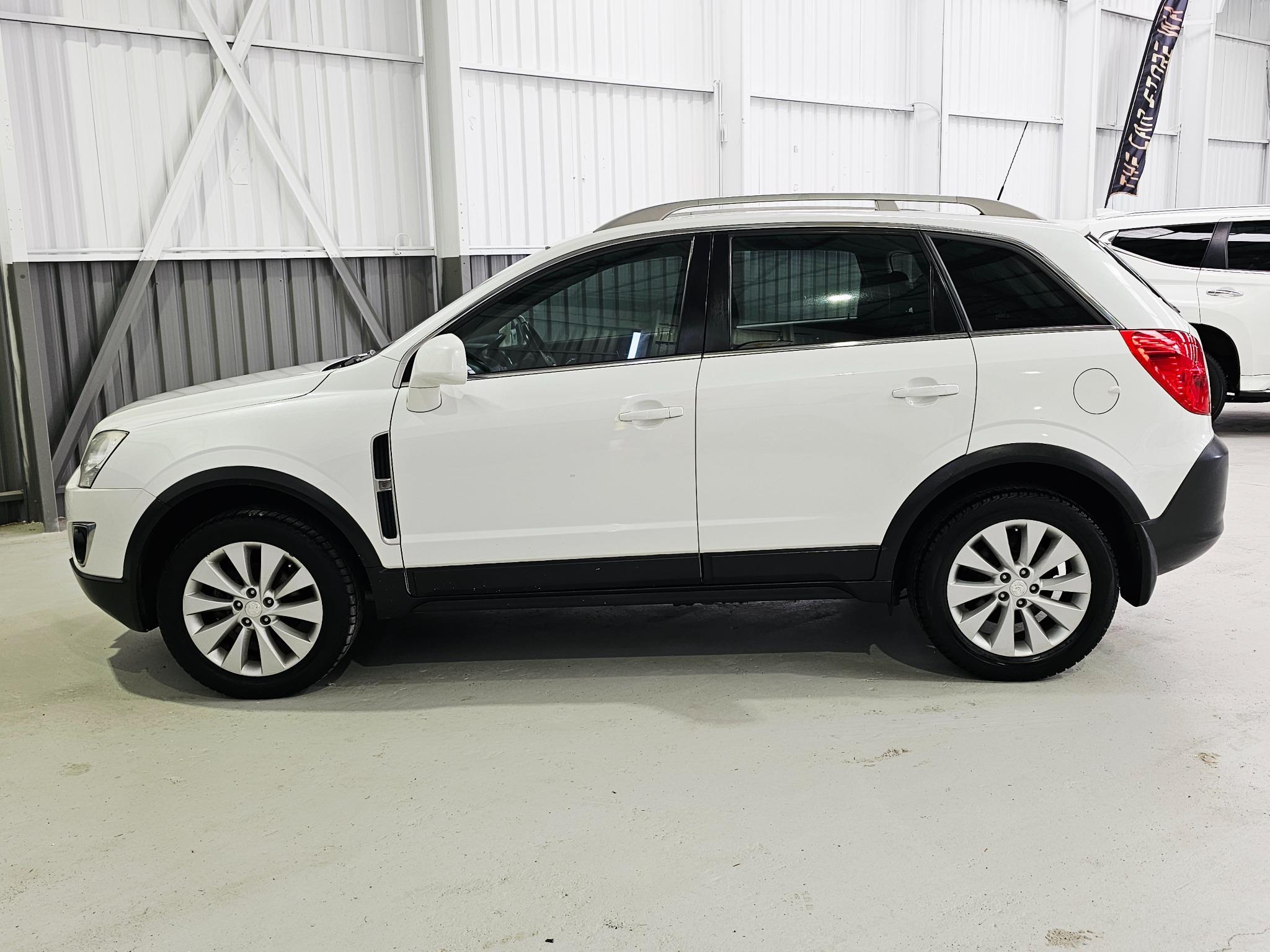 HOLDEN CAPTIVA