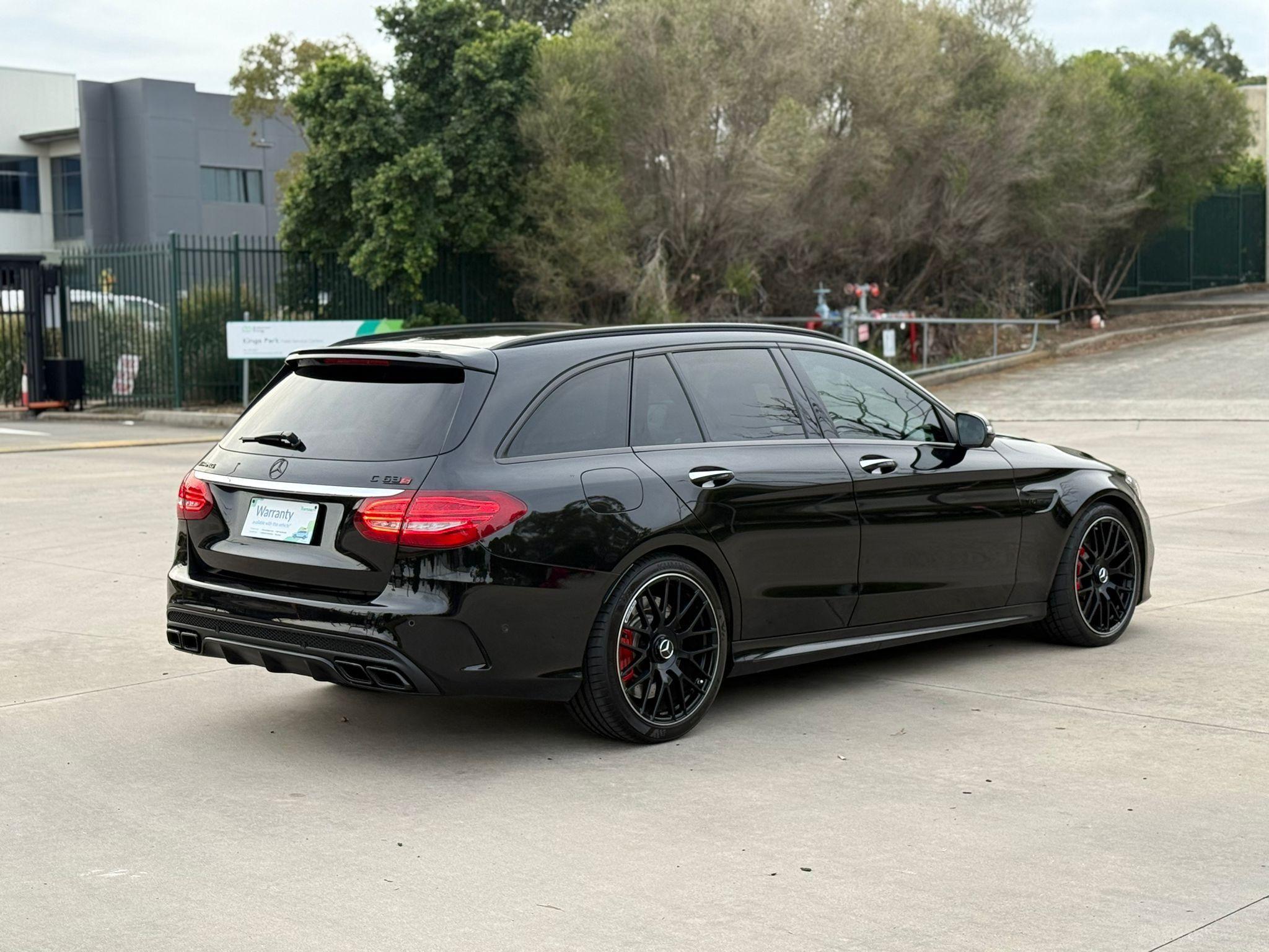 MERCEDES-BENZ C63