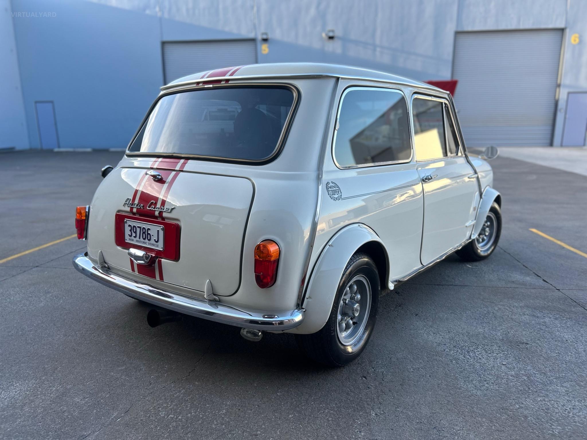 LEYLAND MINI