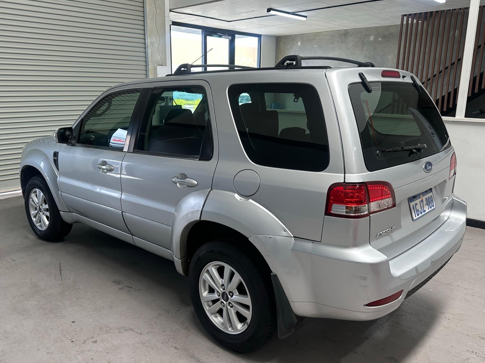 FORD ESCAPE 4x4