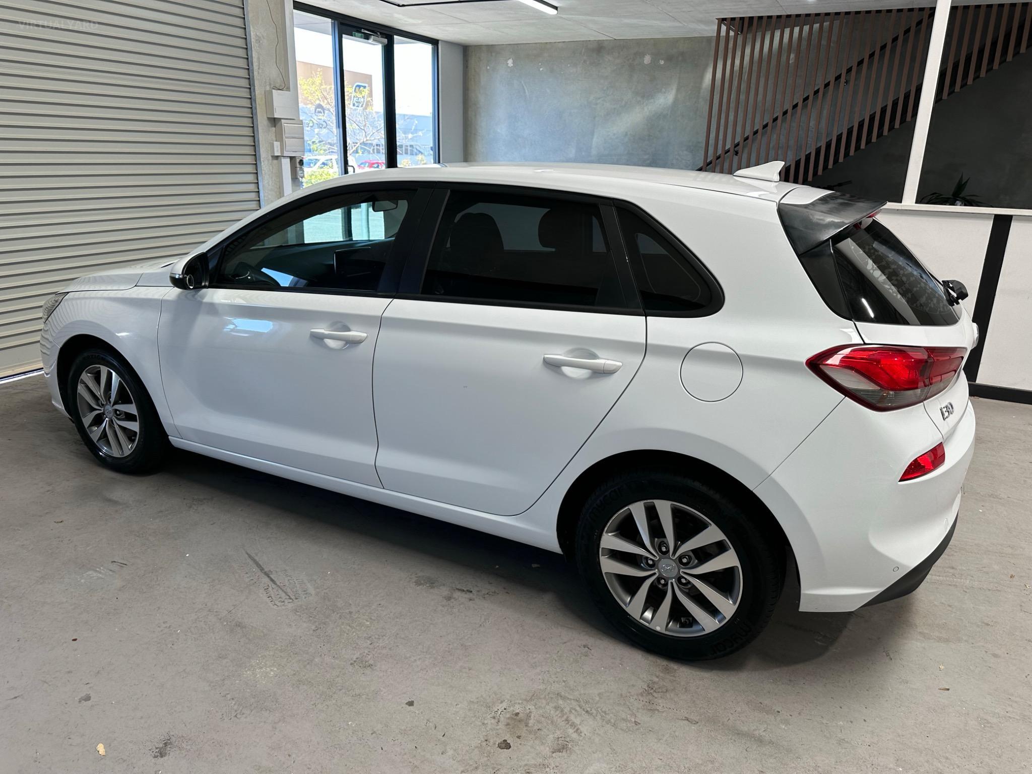 HYUNDAI i30