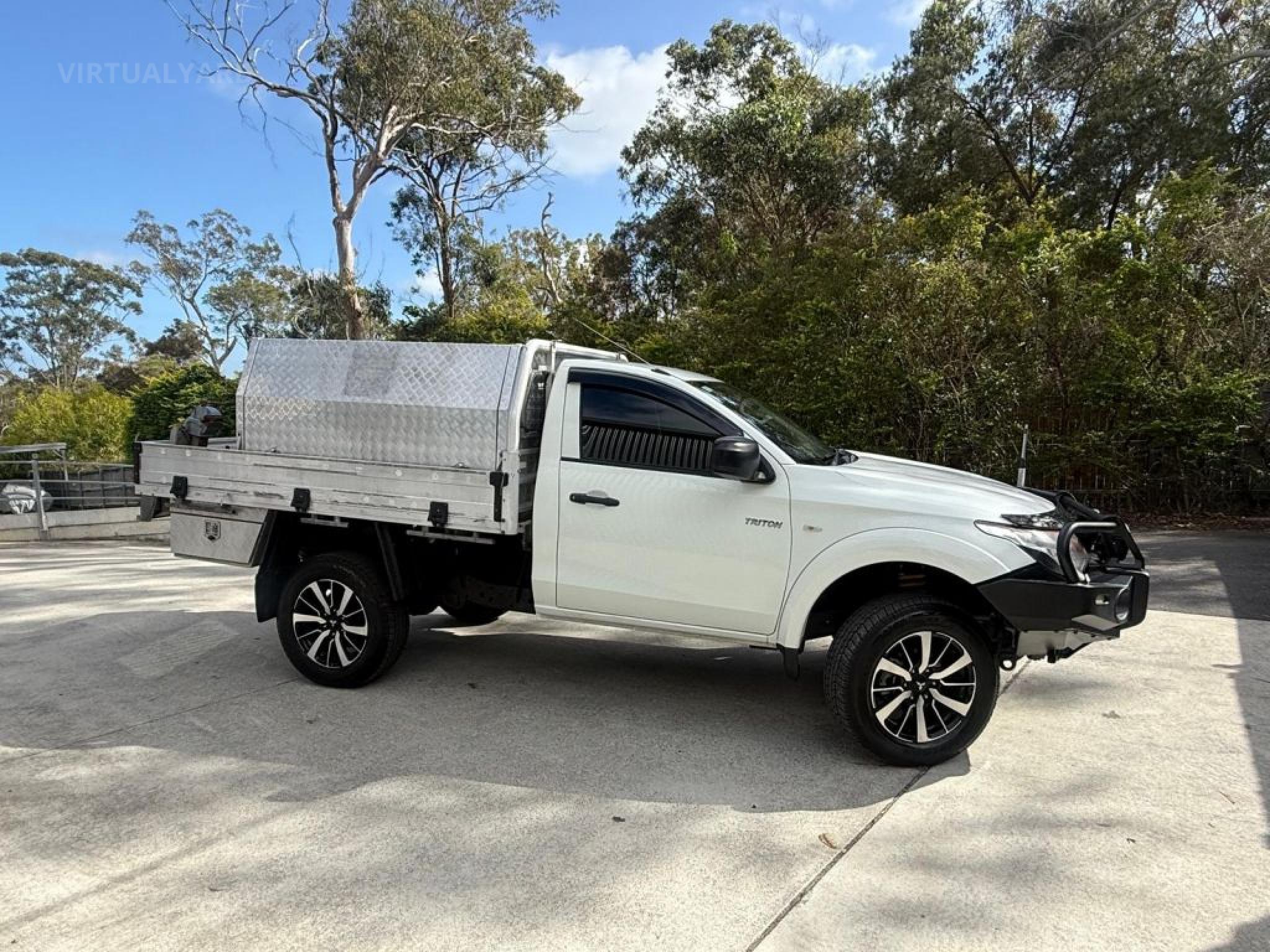 Mitsubishi Triton