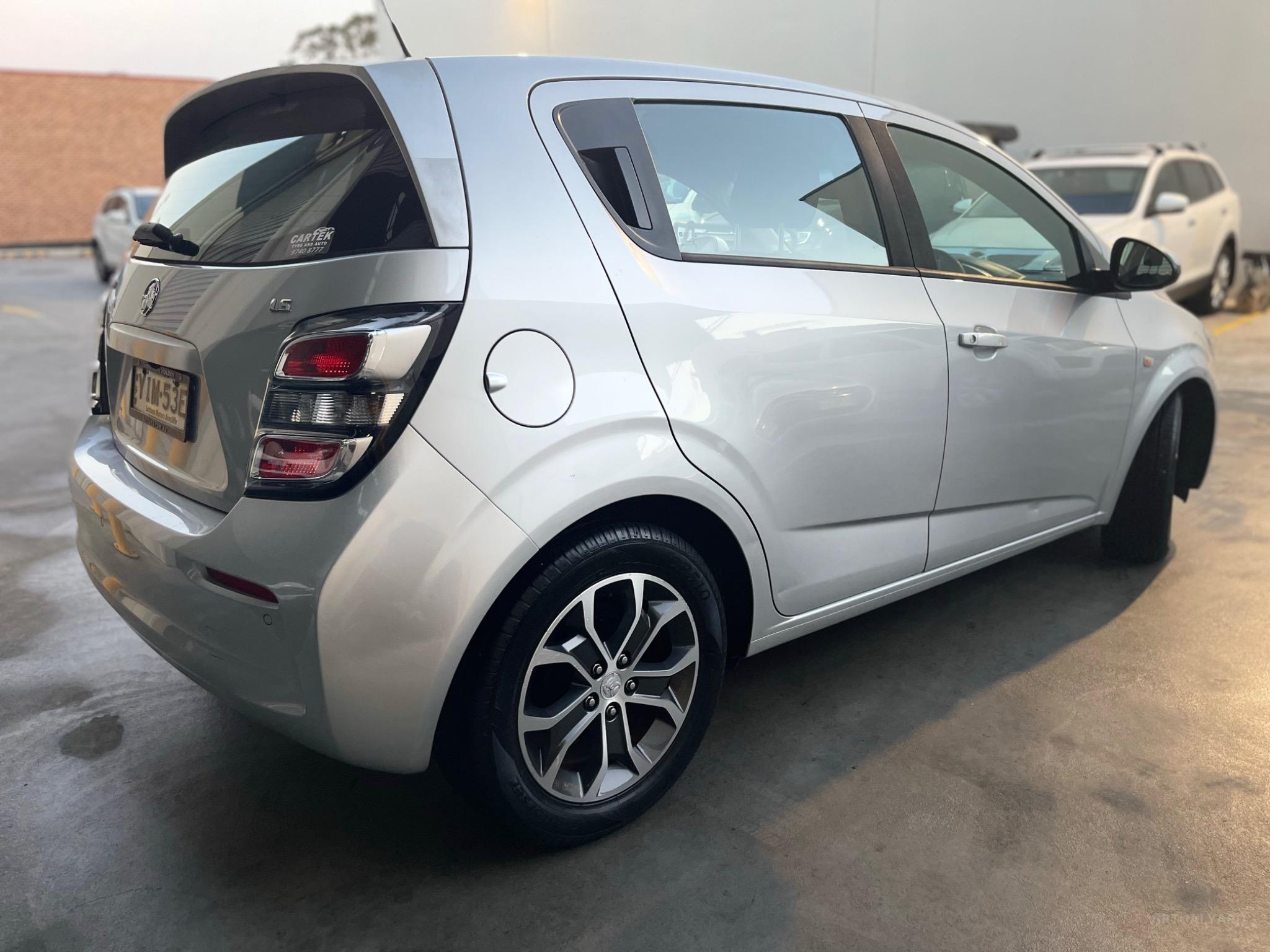 HOLDEN BARINA