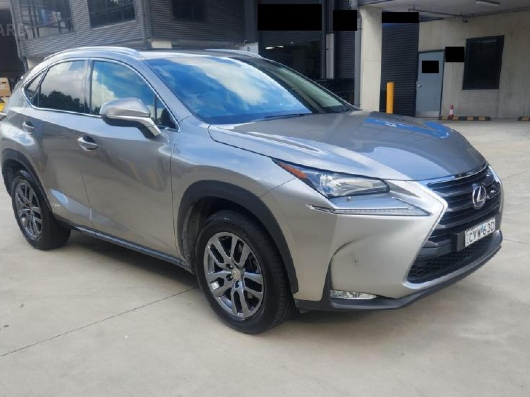 LEXUS NX300h