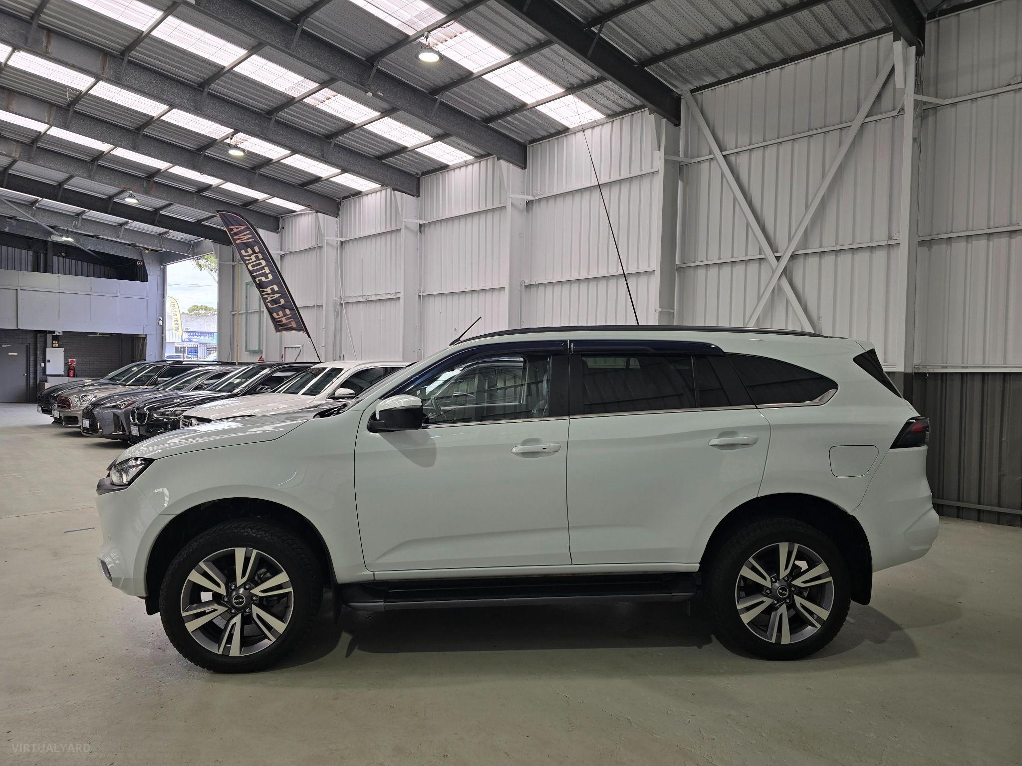 Isuzu MU-X