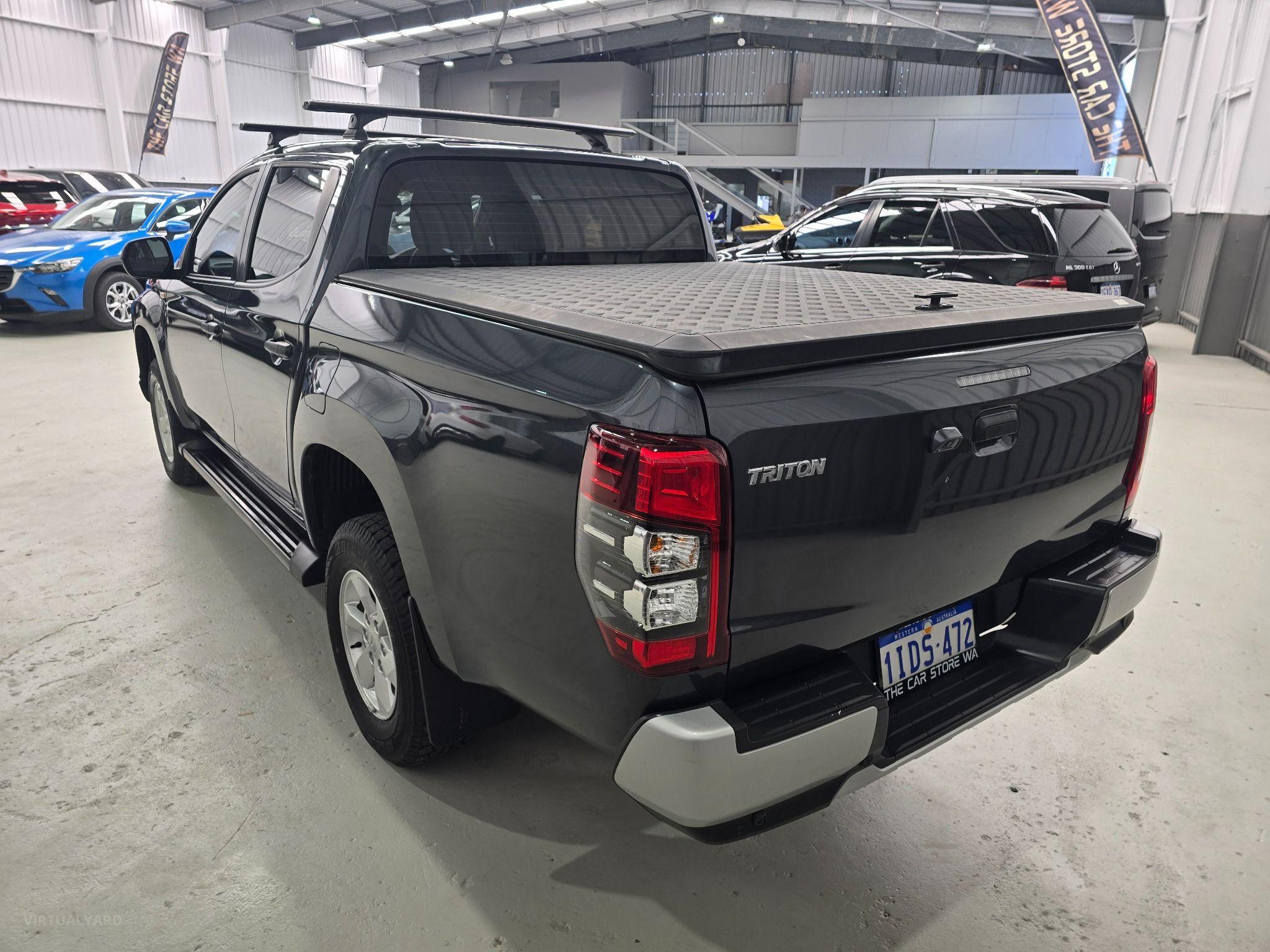 Mitsubishi Triton