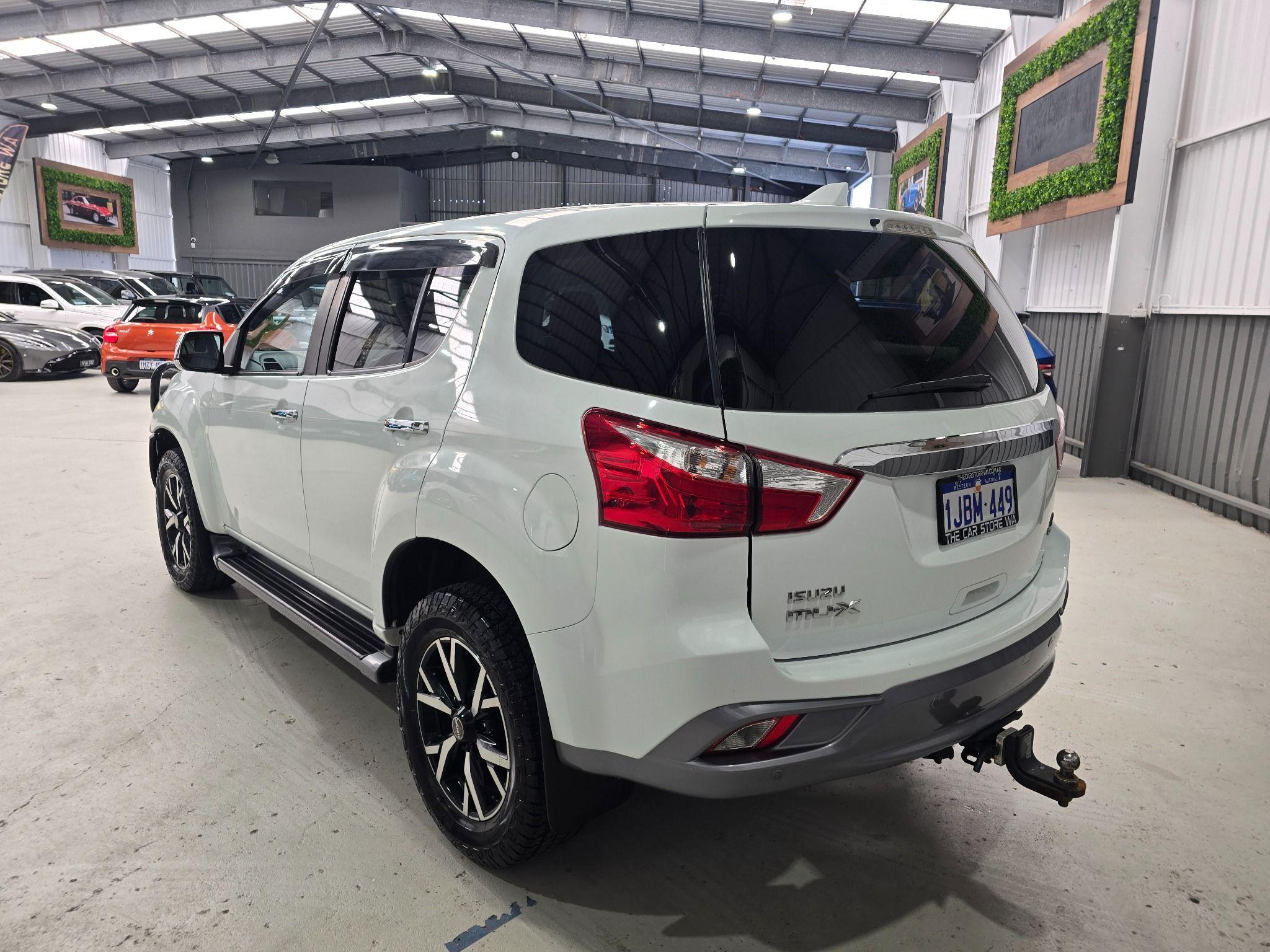 Isuzu MU-X