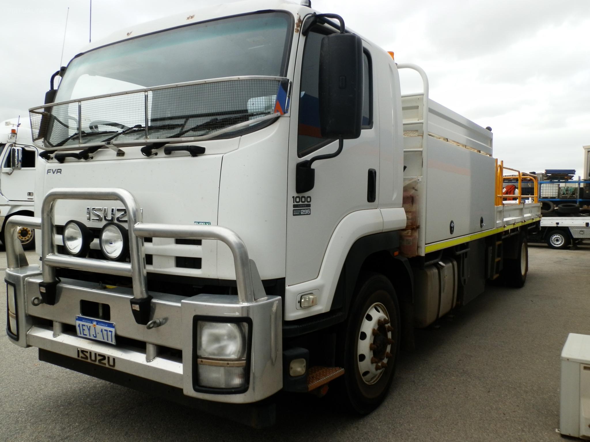 ISUZU FVR1000