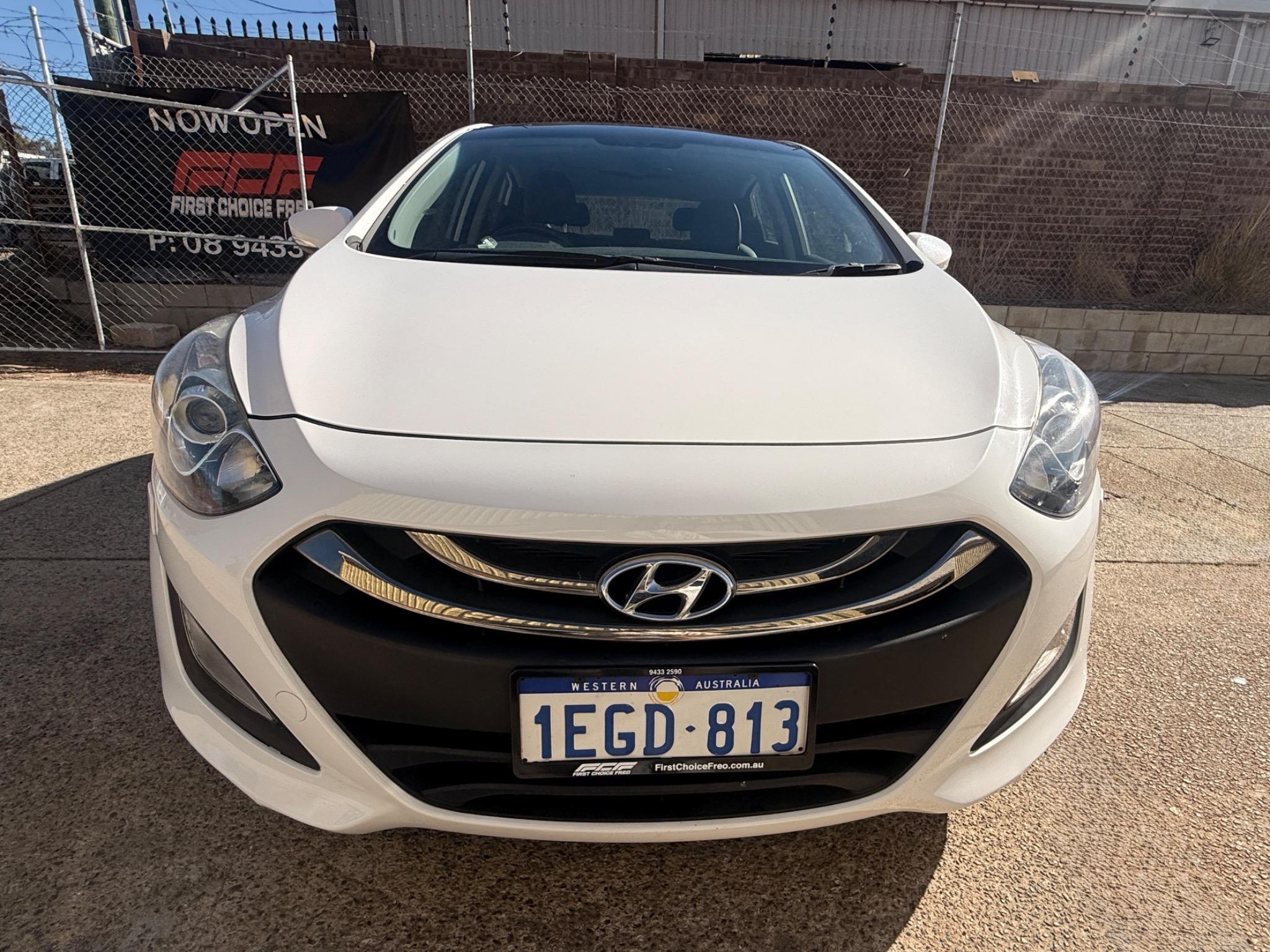 HYUNDAI i30