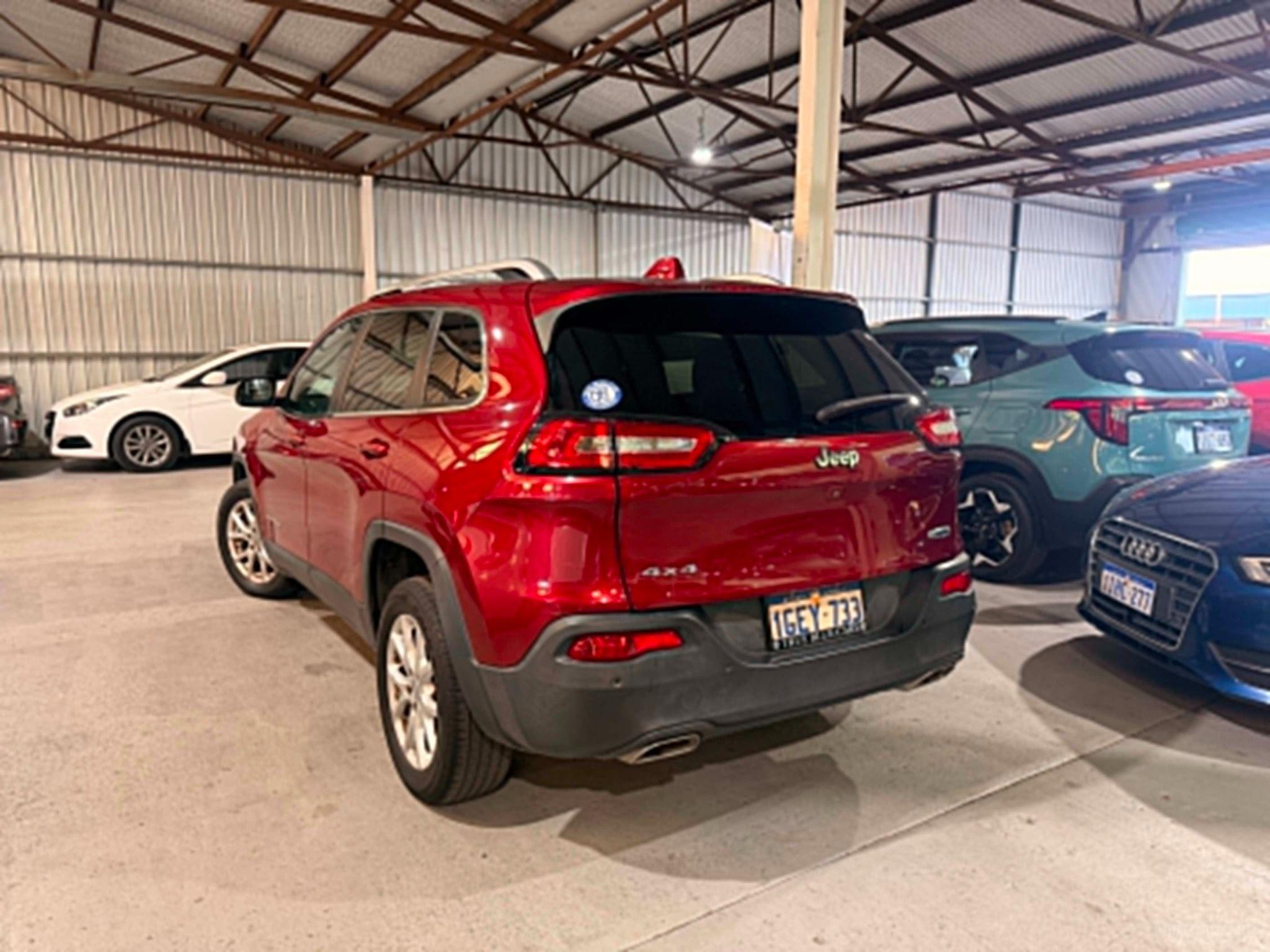 JEEP CHEROKEE