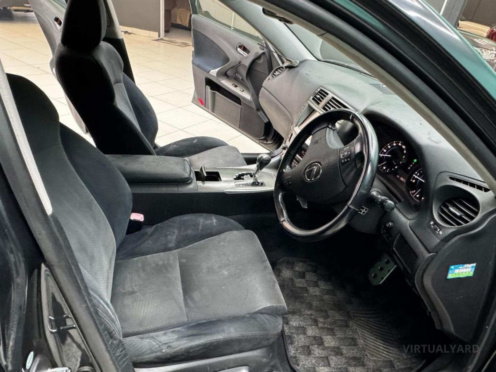 LEXUS IS350
