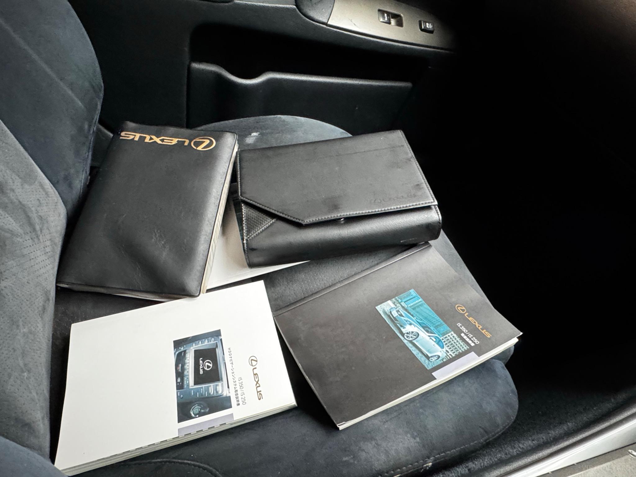 LEXUS IS350