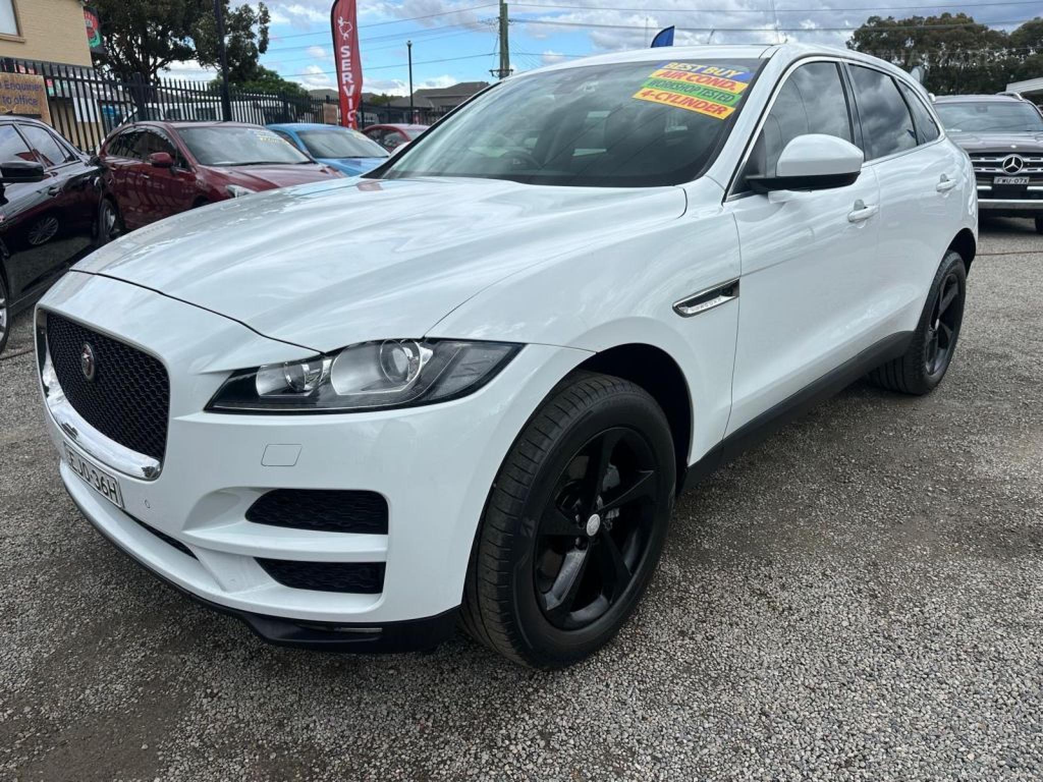 JAGUAR F-PACE