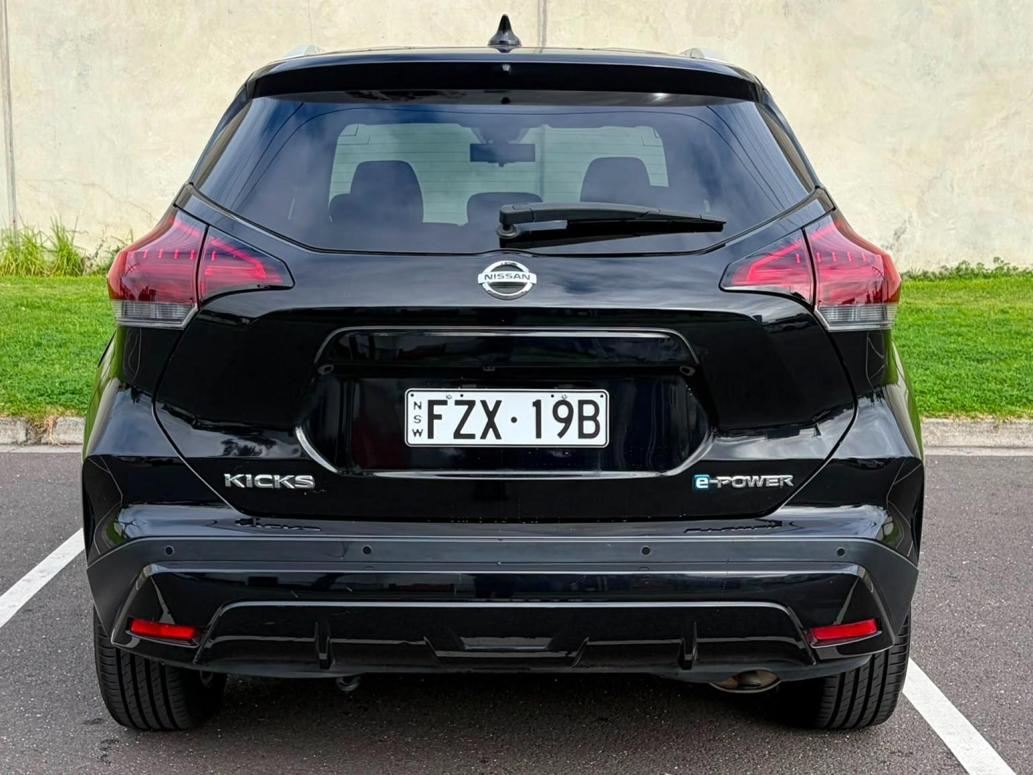 NISSAN KICKS