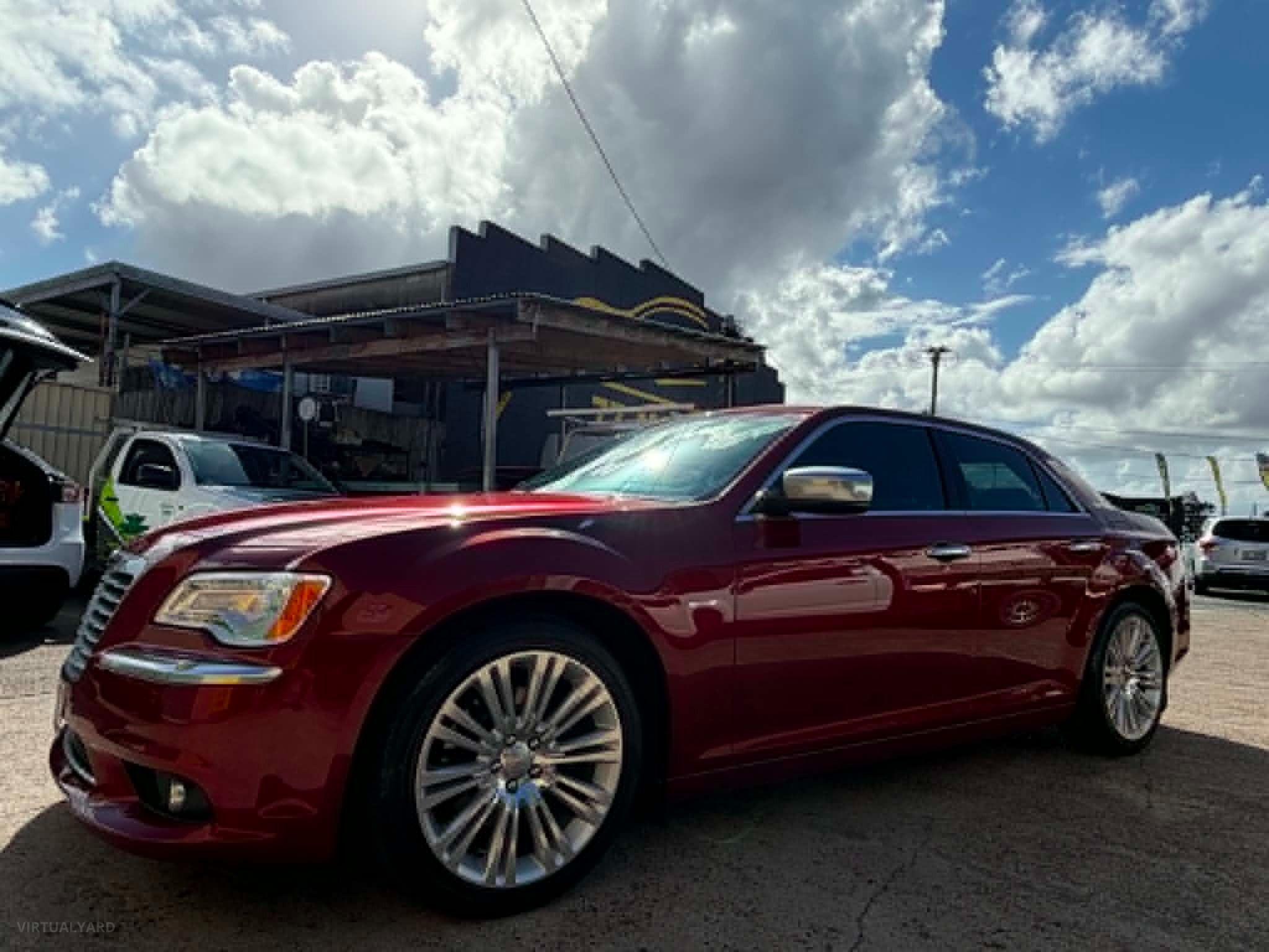 CHRYSLER 300