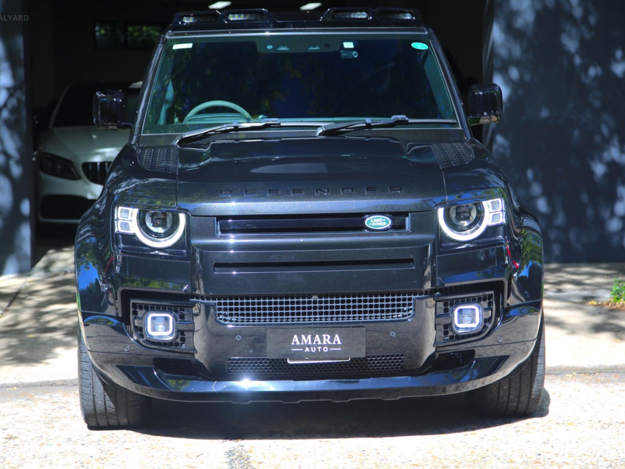 LAND ROVER DEFENDER