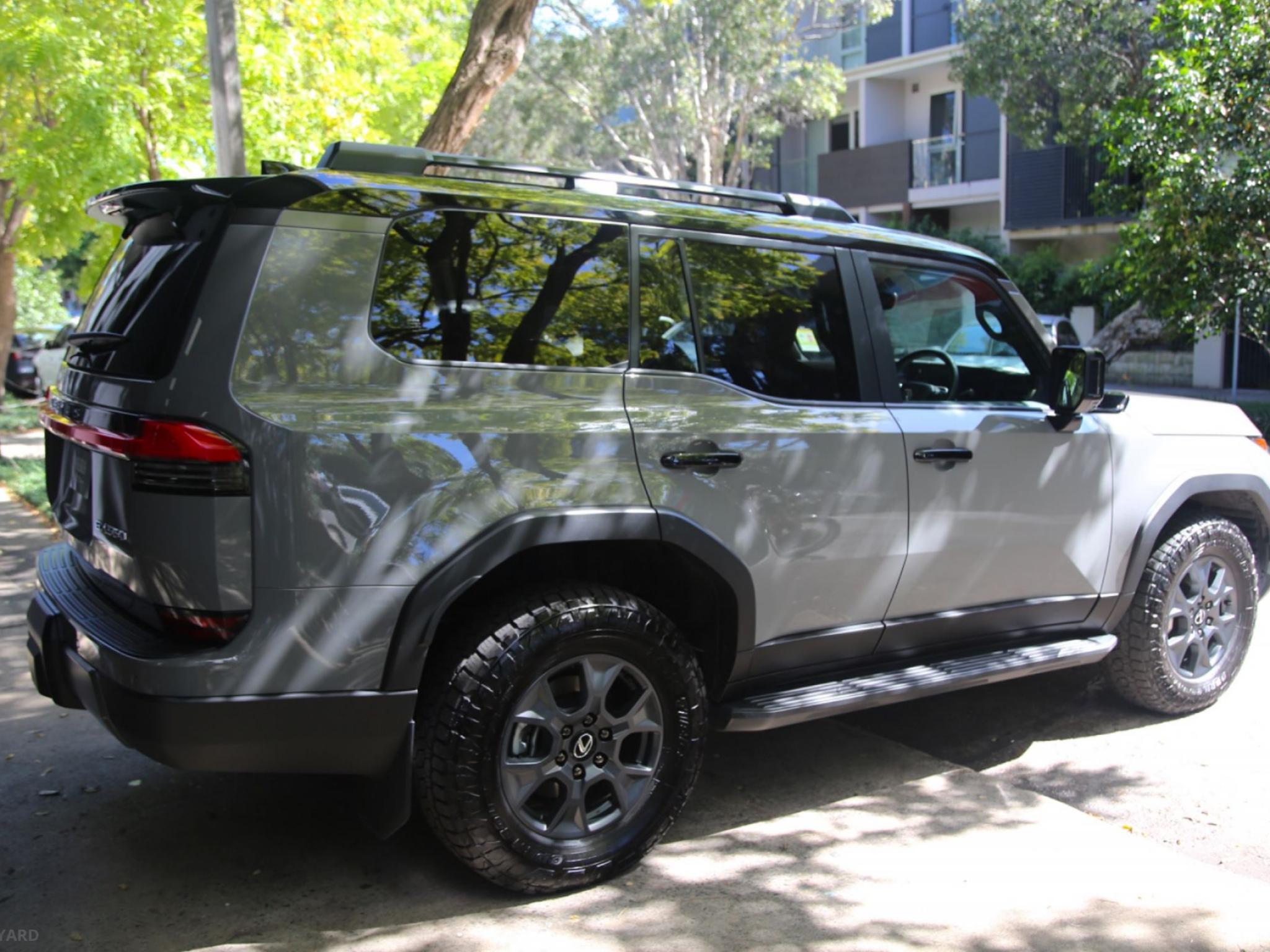 LEXUS GX 550