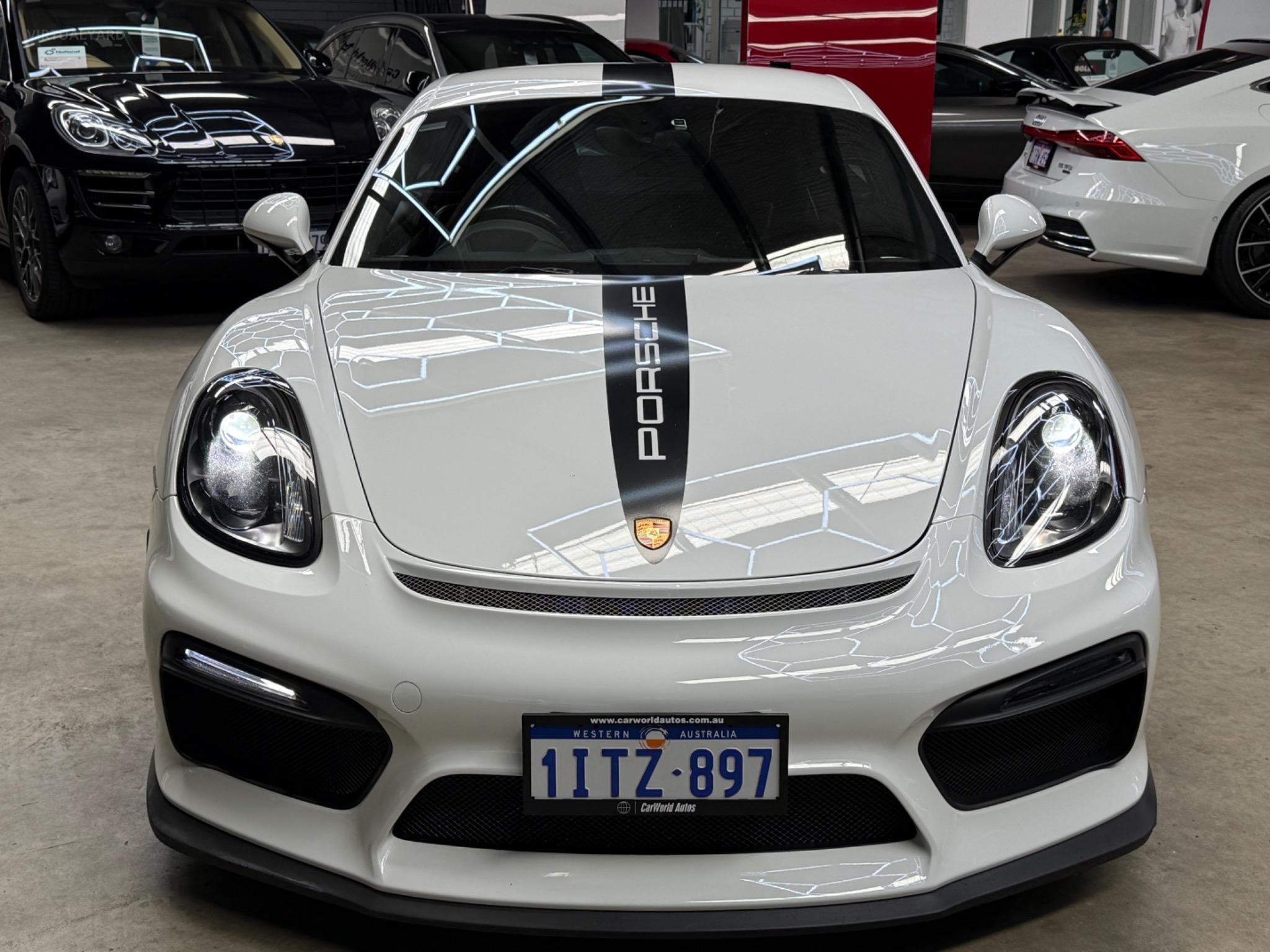 PORSCHE CAYMAN