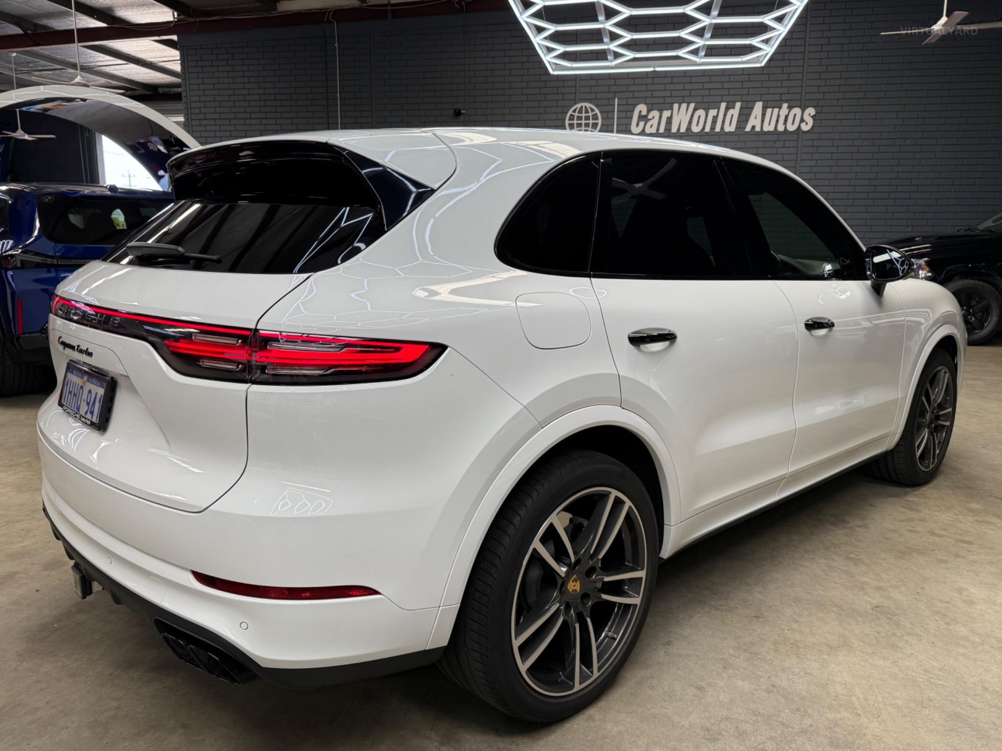 PORSCHE CAYENNE