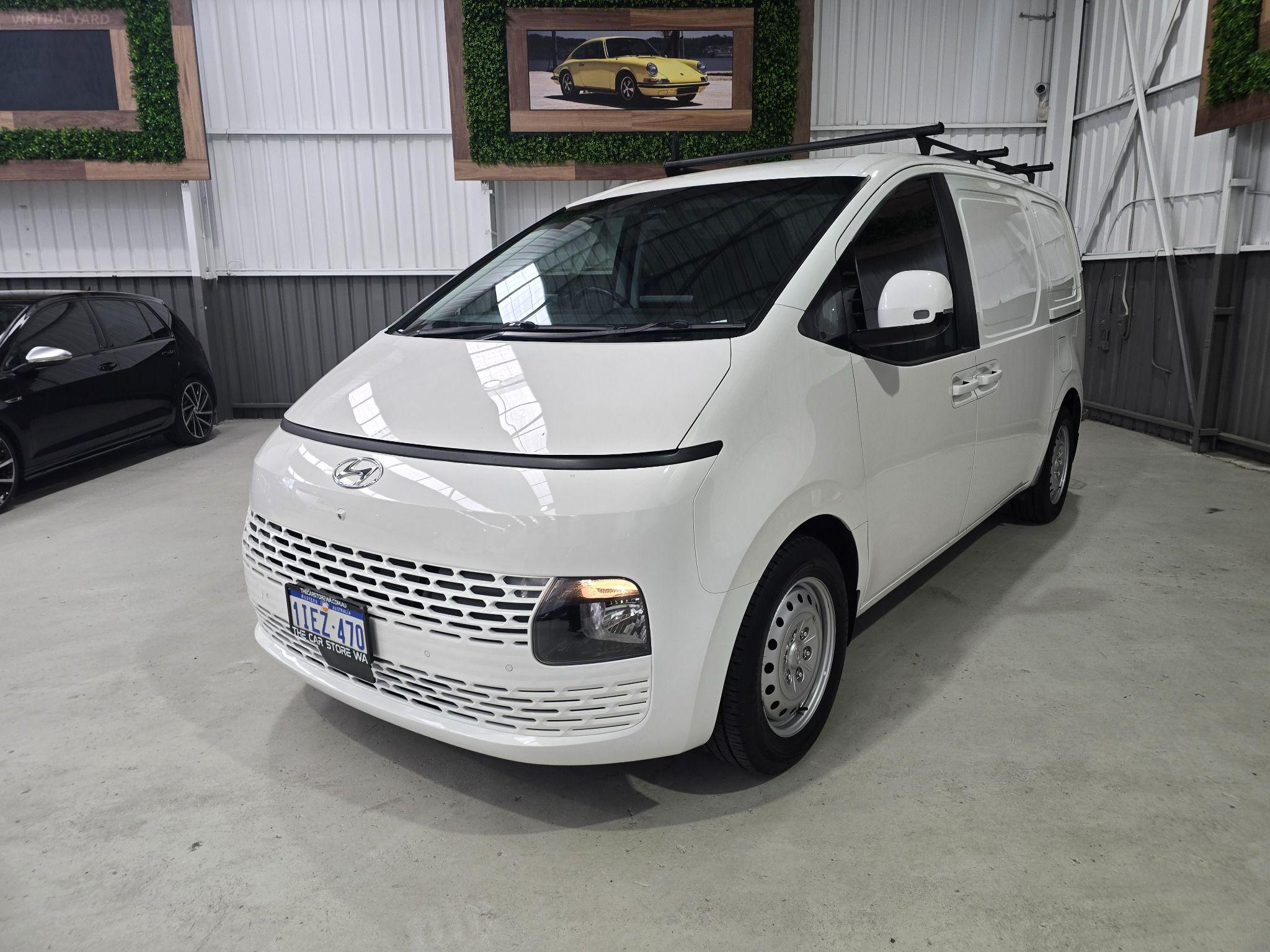 Hyundai STARIA LOAD