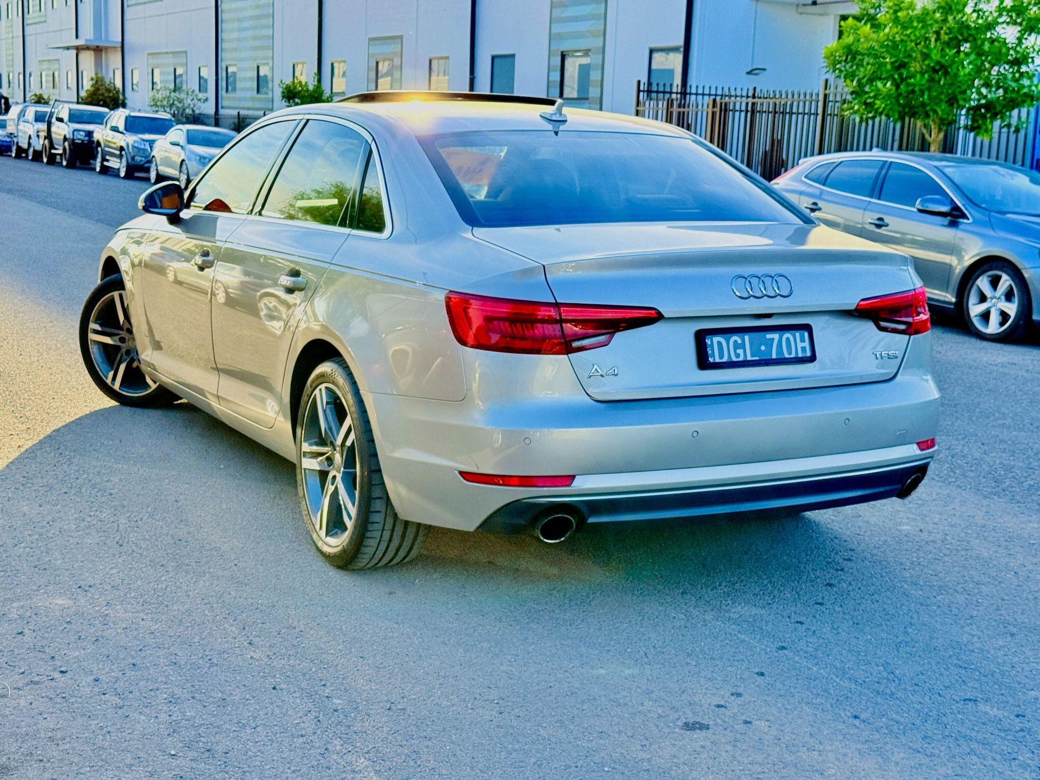 AUDI A4
