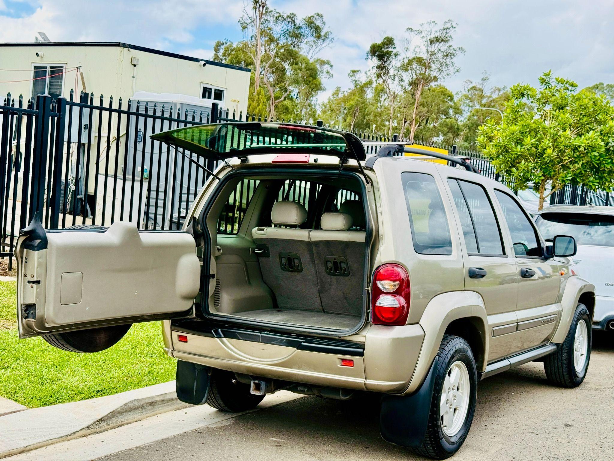 JEEP CHEROKEE