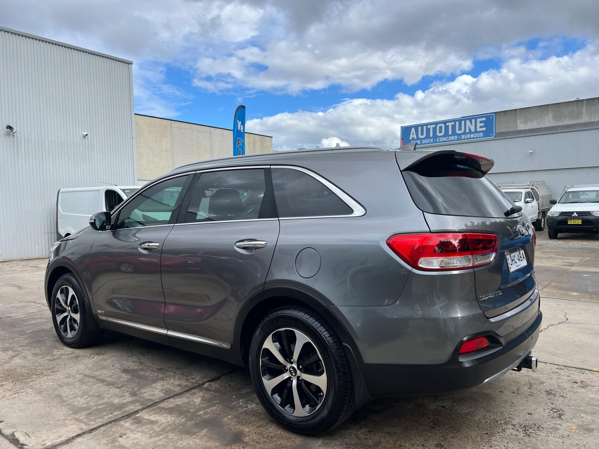 KIA SORENTO