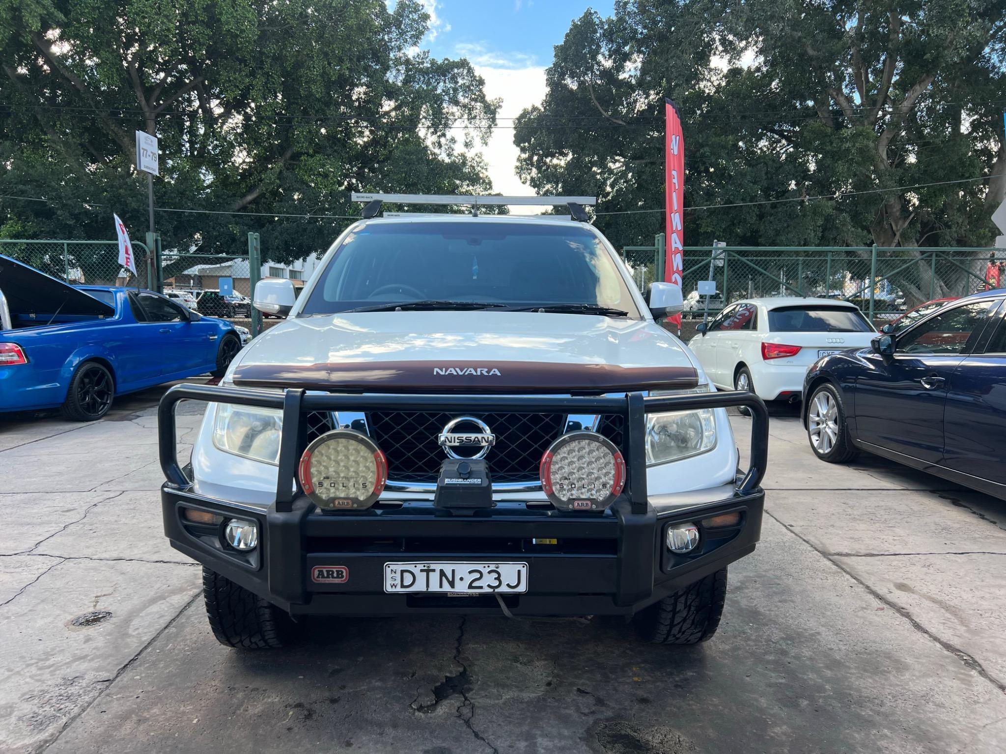 NISSAN NAVARA