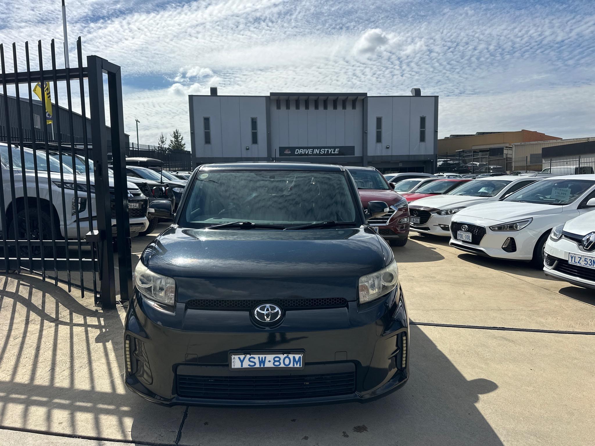 TOYOTA RUKUS