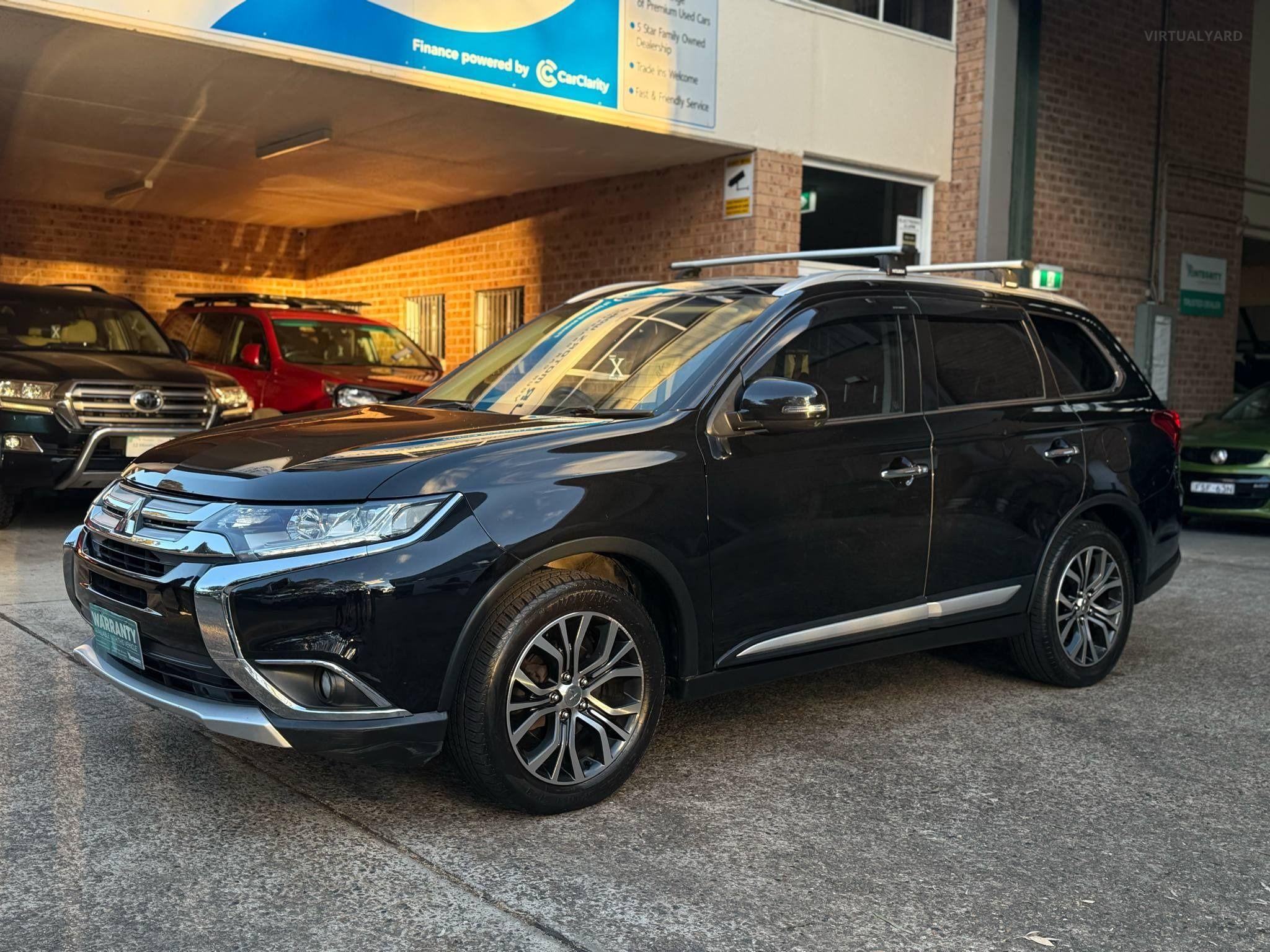 MITSUBISHI OUTLANDER