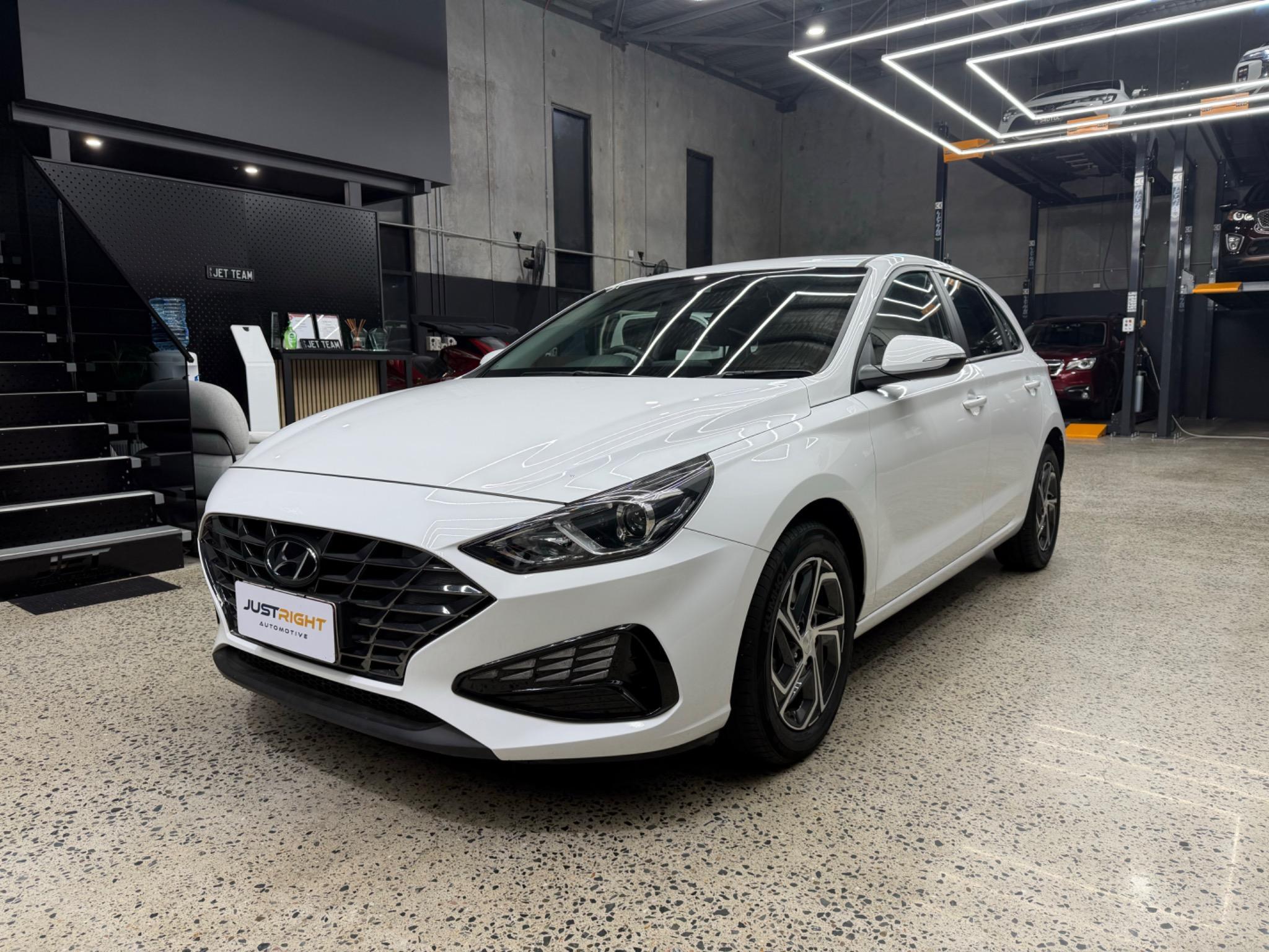 HYUNDAI i30