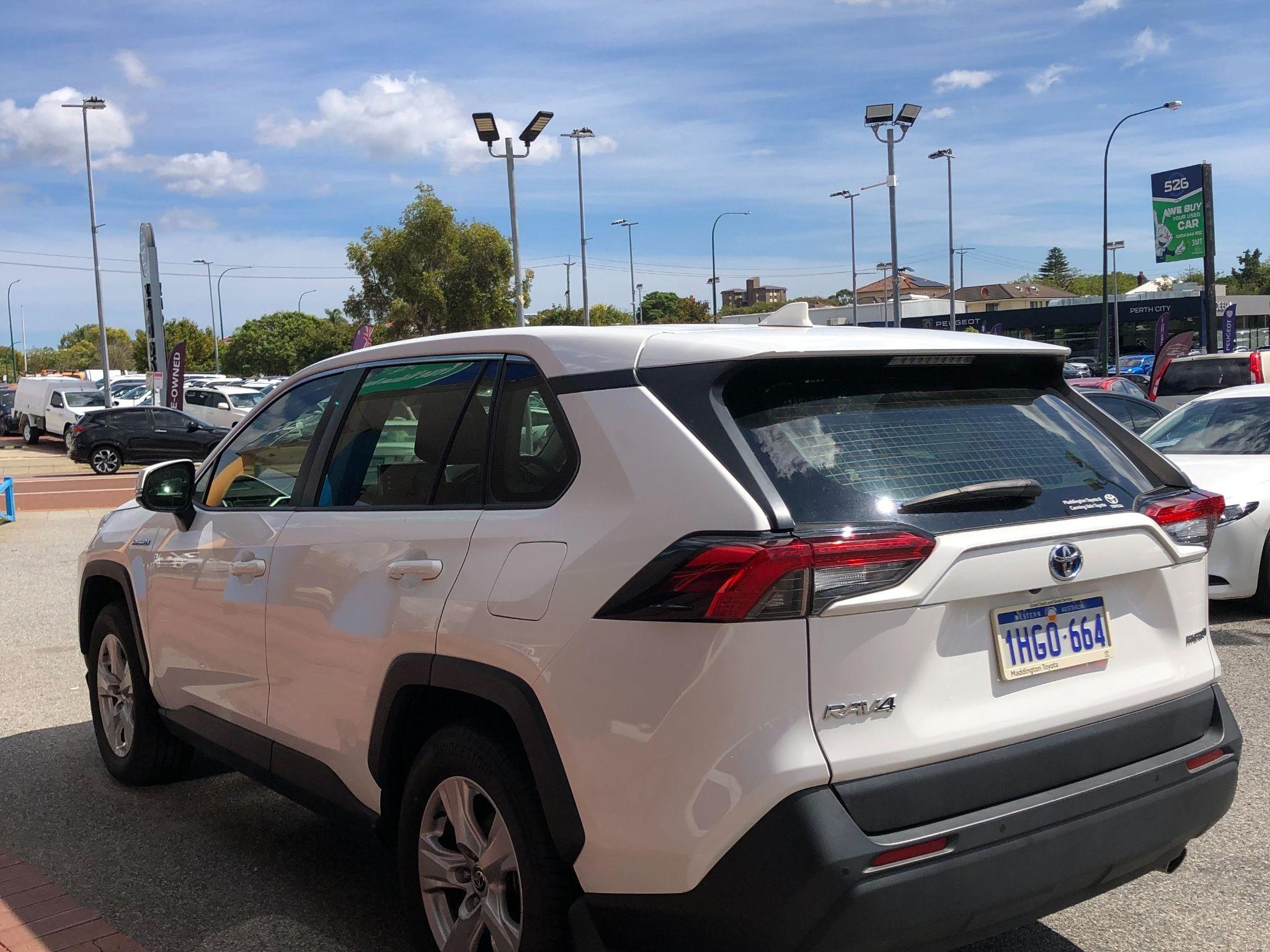 TOYOTA RAV4