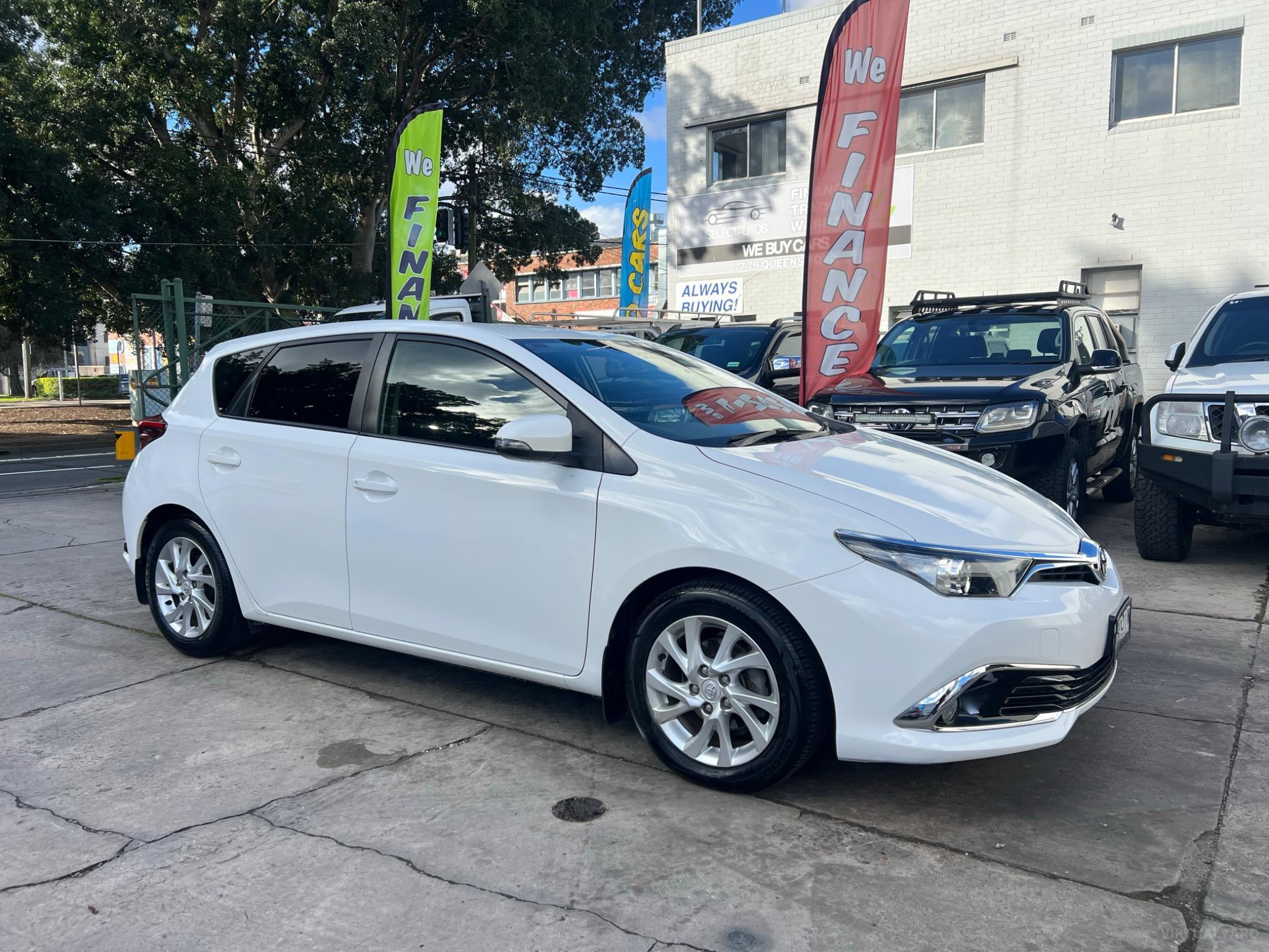 TOYOTA COROLLA